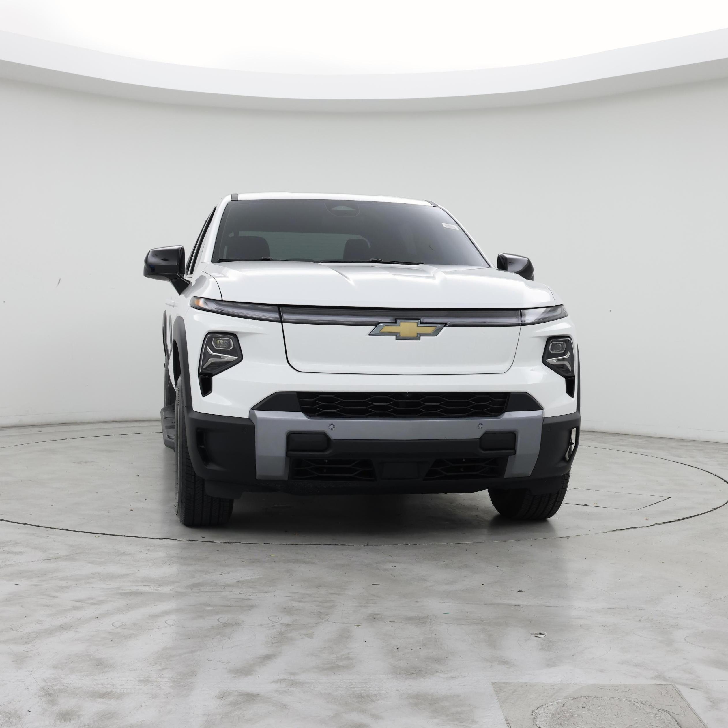 Thumbnail: 2026 Chevrolet Silverado EV - 5