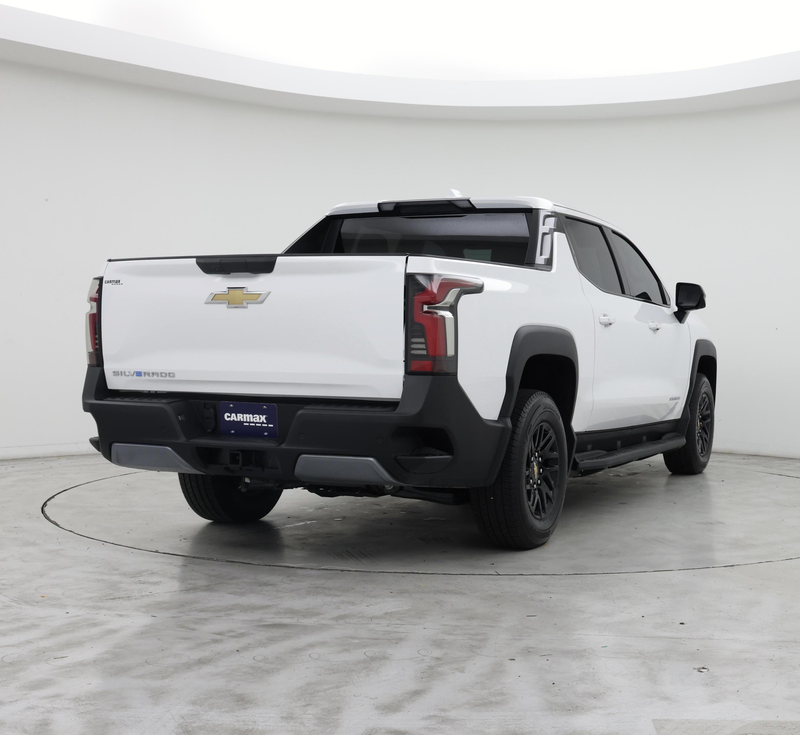 Thumbnail: 2026 Chevrolet Silverado EV - 8