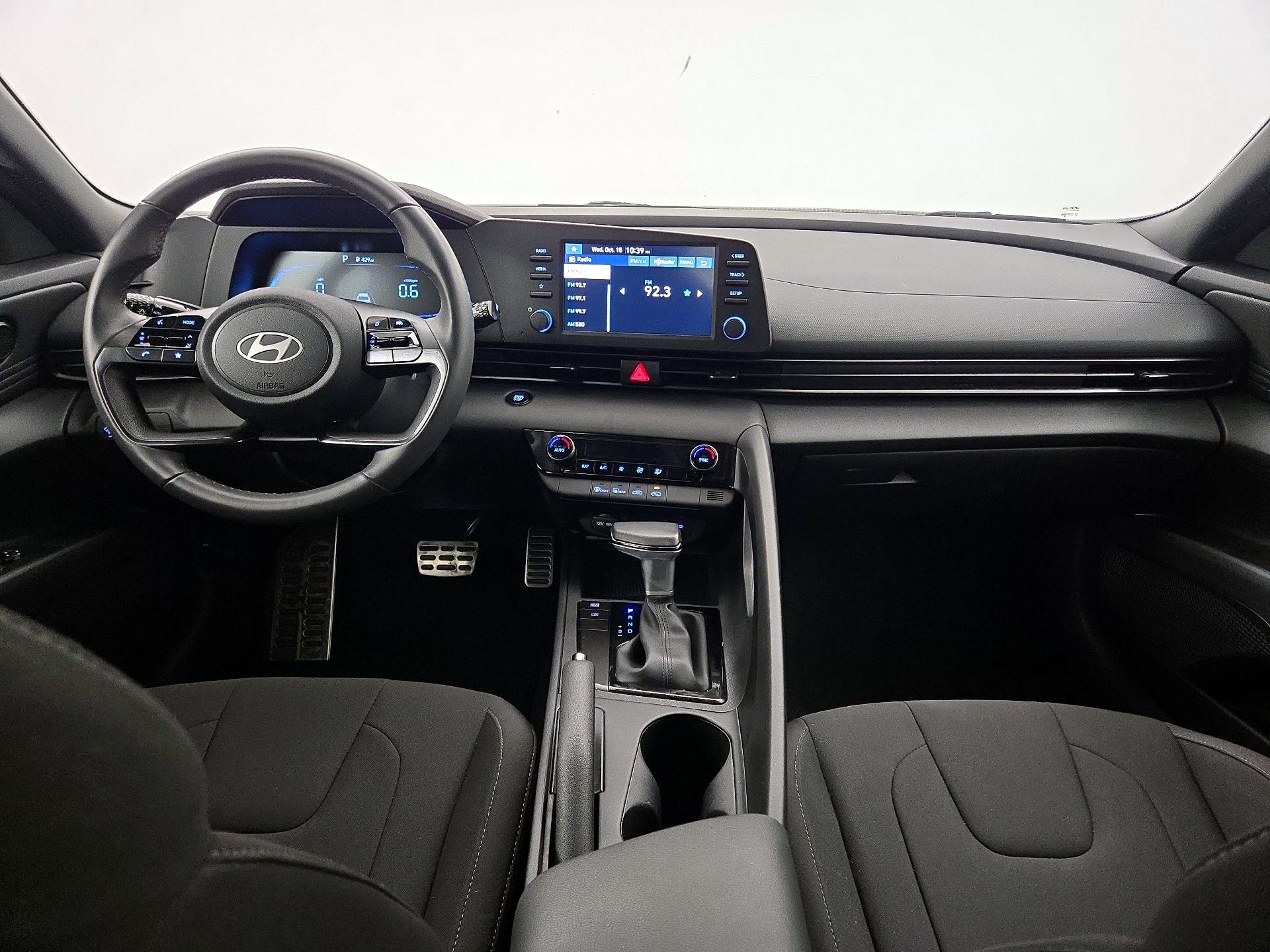 Thumbnail: 2025 Hyundai Elantra - 9