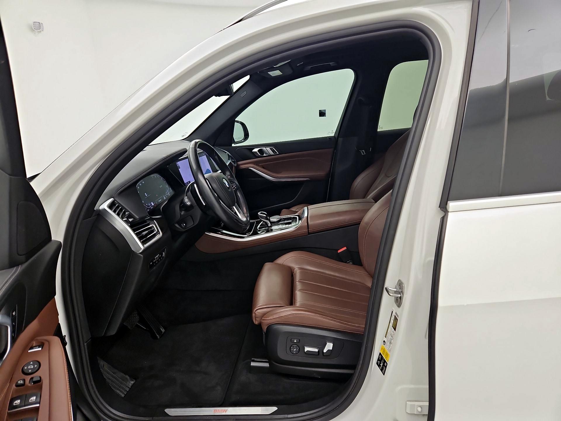 Thumbnail: 2020 BMW X5 - 11