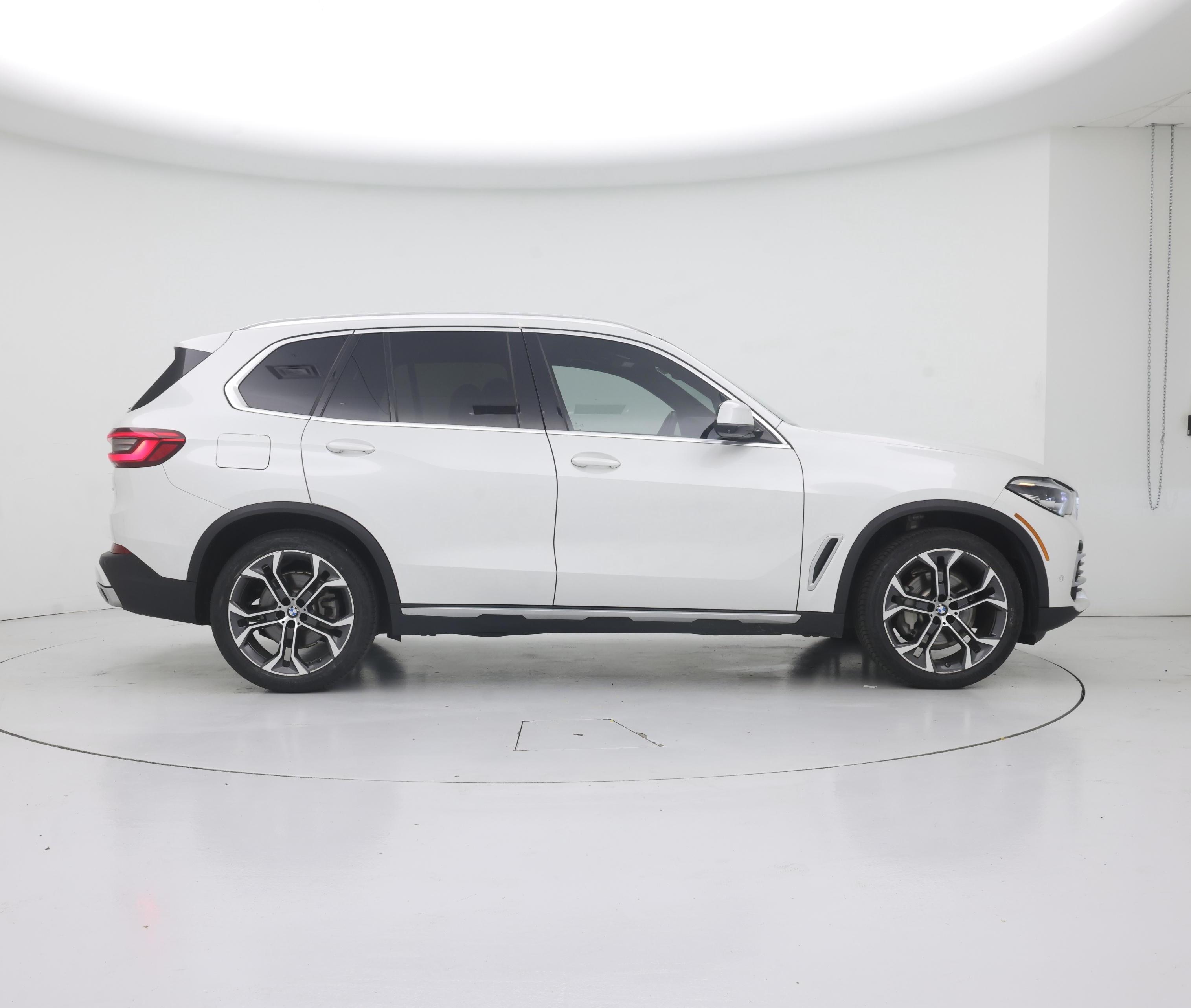 Thumbnail: 2020 BMW X5 - 7