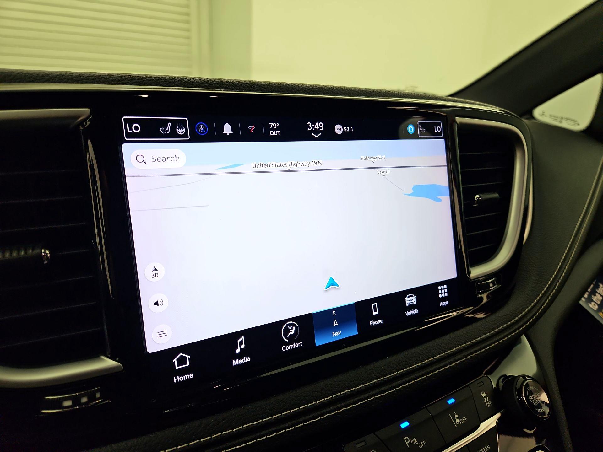 Thumbnail: 2022 Chrysler Pacifica - 14