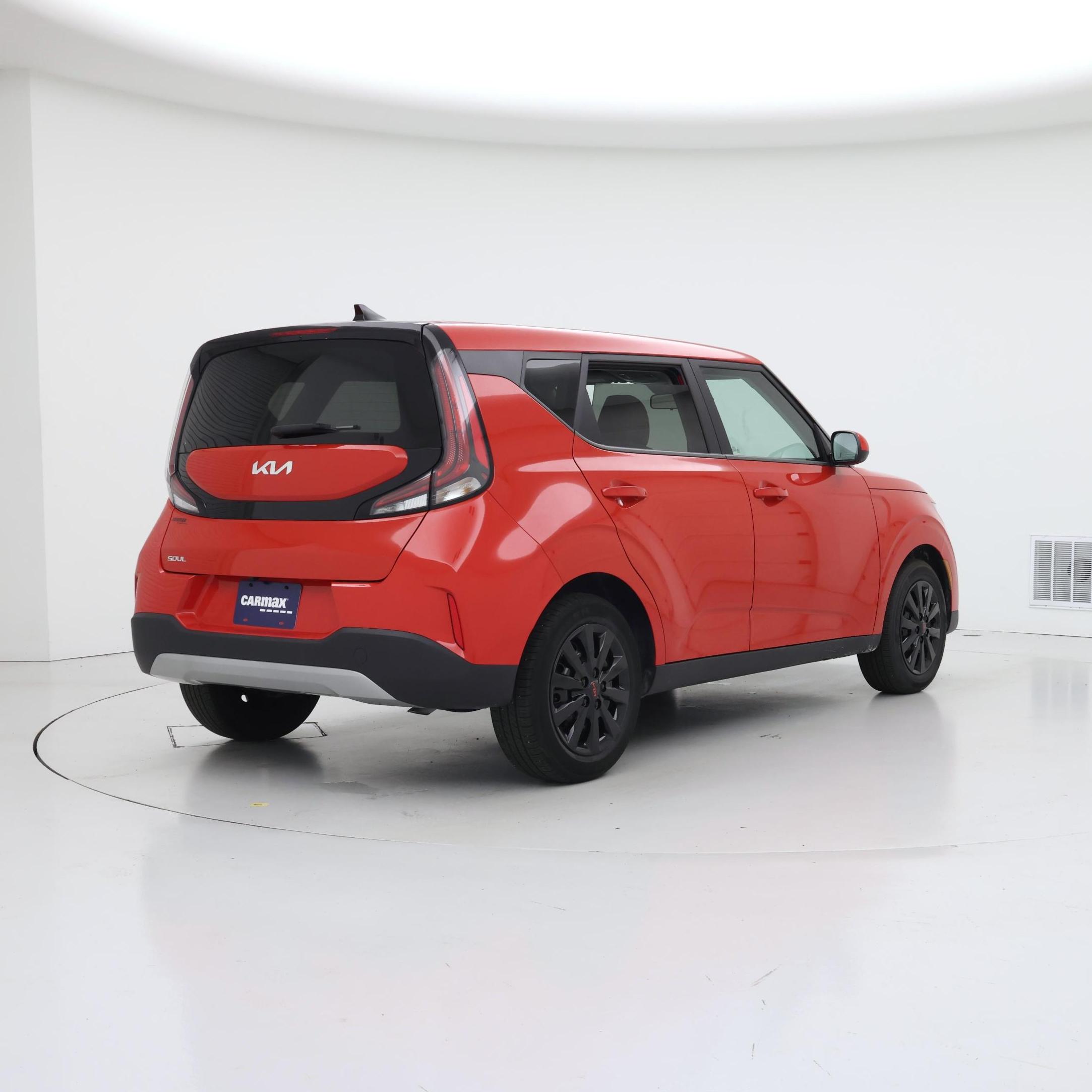 Thumbnail: 2023 Kia Soul - 8