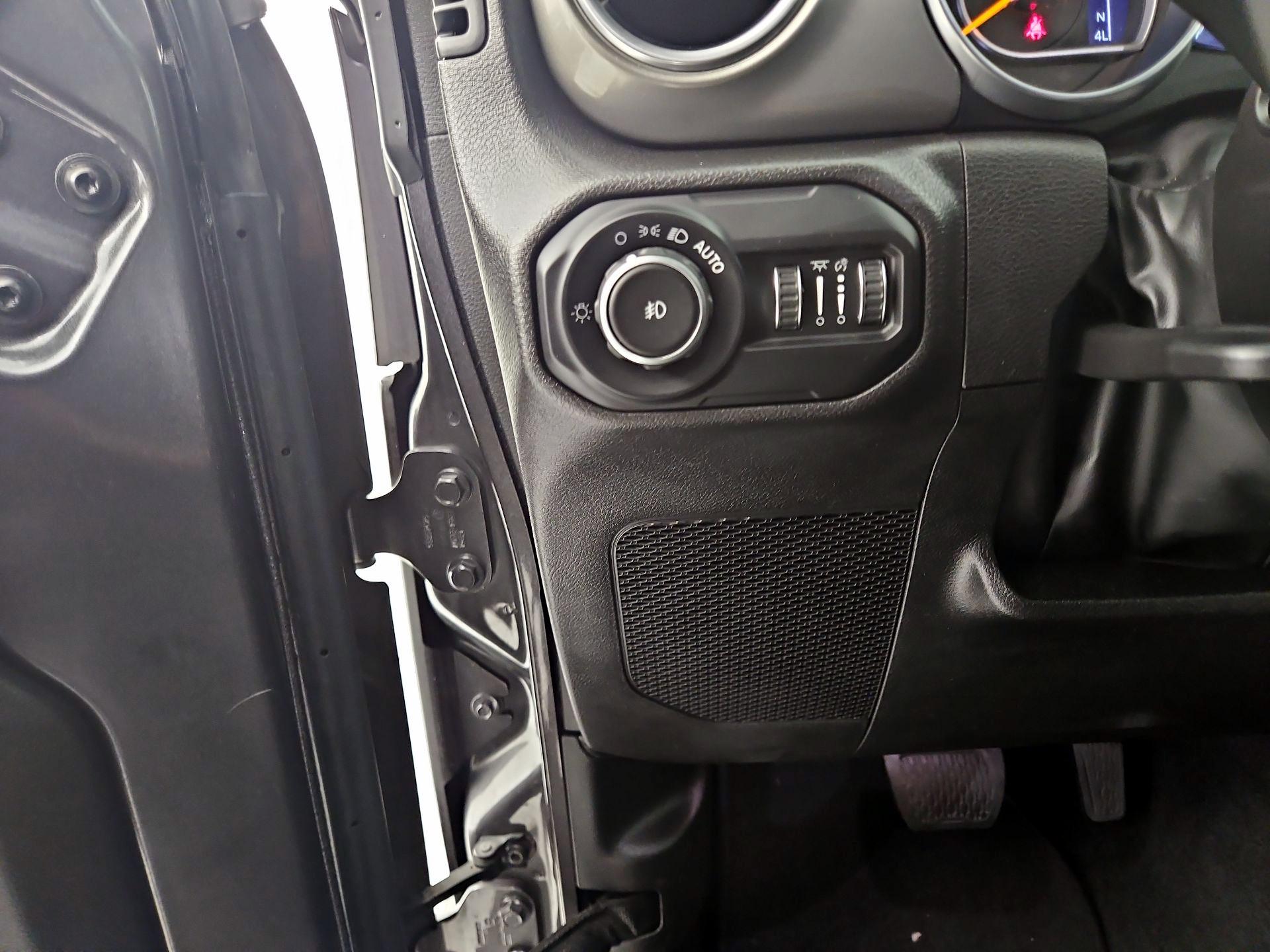 Thumbnail: 2022 Jeep Wrangler - 13