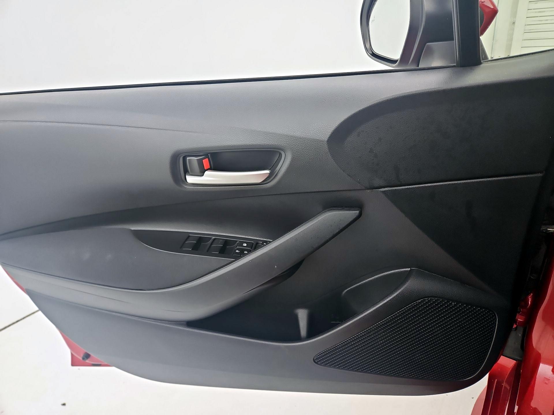 Thumbnail: 2021 Toyota Corolla - 12