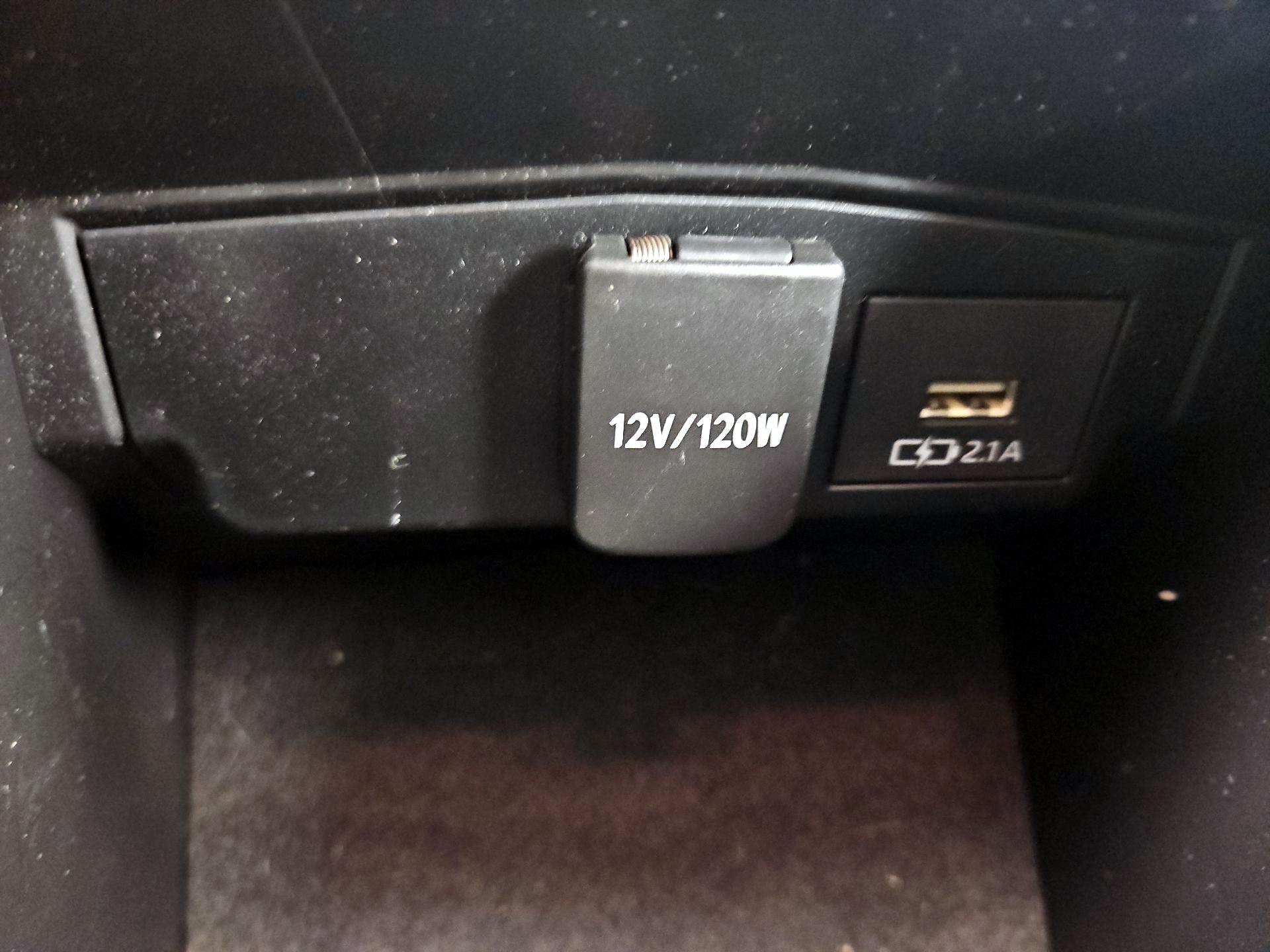 Thumbnail: 2021 Toyota Corolla - 18