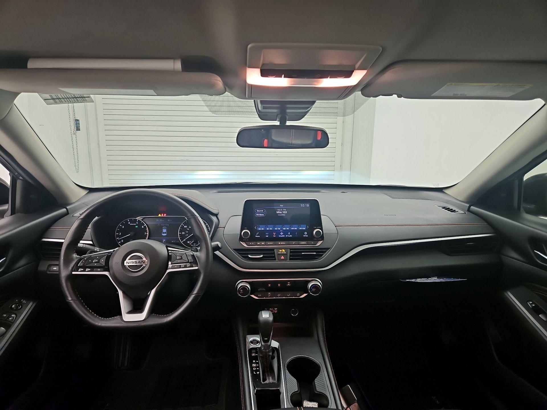 Thumbnail: 2021 Nissan Altima - 9