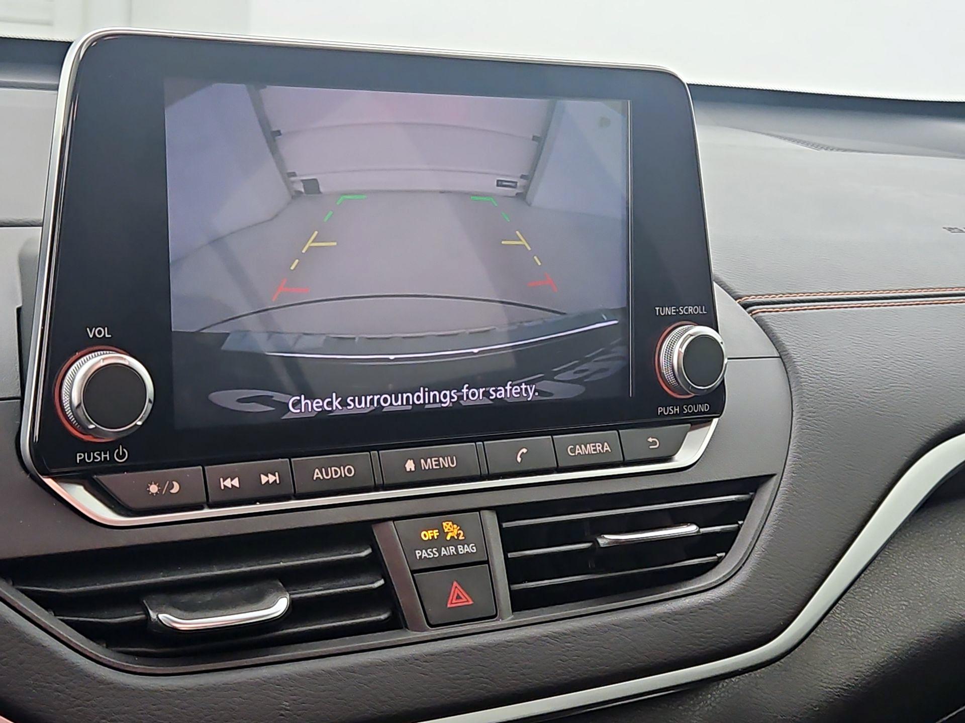 Thumbnail: 2021 Nissan Altima - 14