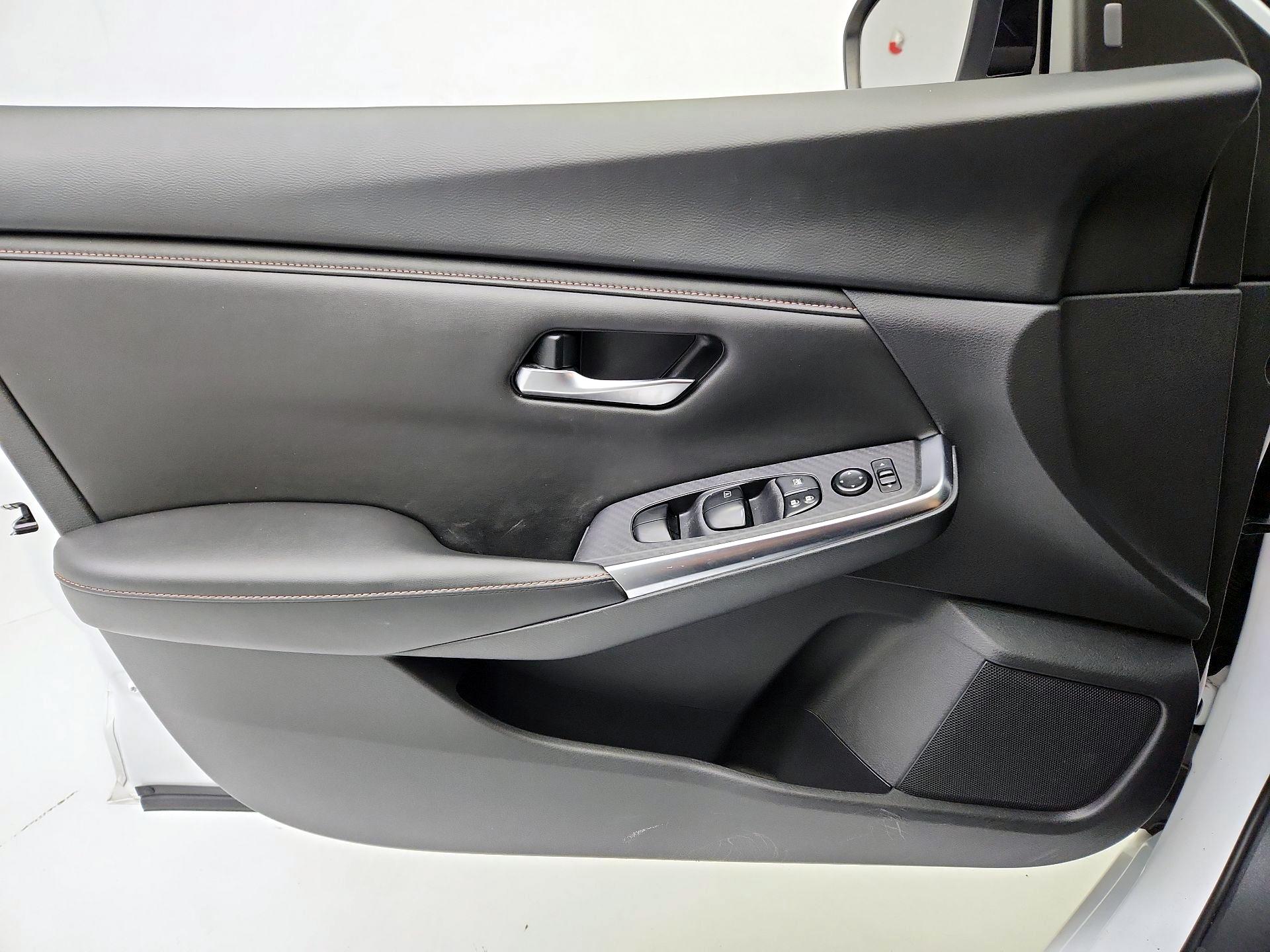 Thumbnail: 2023 Nissan Sentra - 12