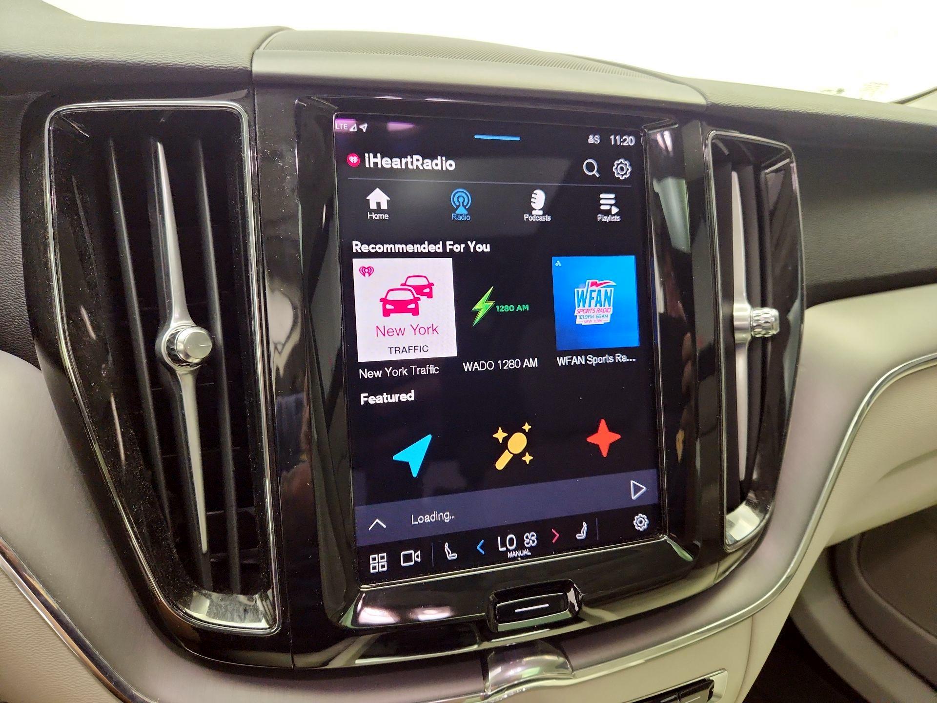 Thumbnail: 2025 Volvo XC60 - 16