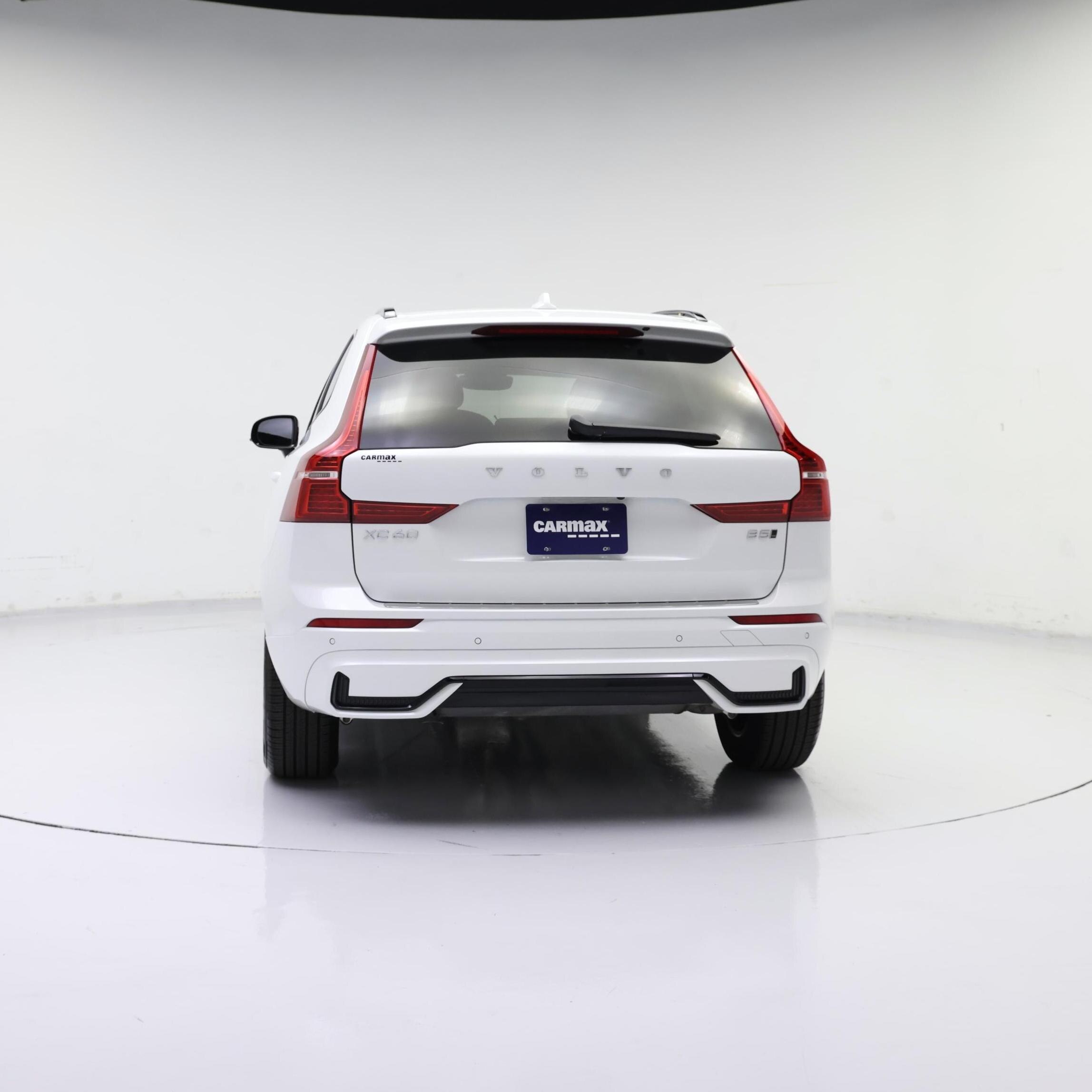Thumbnail: 2025 Volvo XC60 - 6