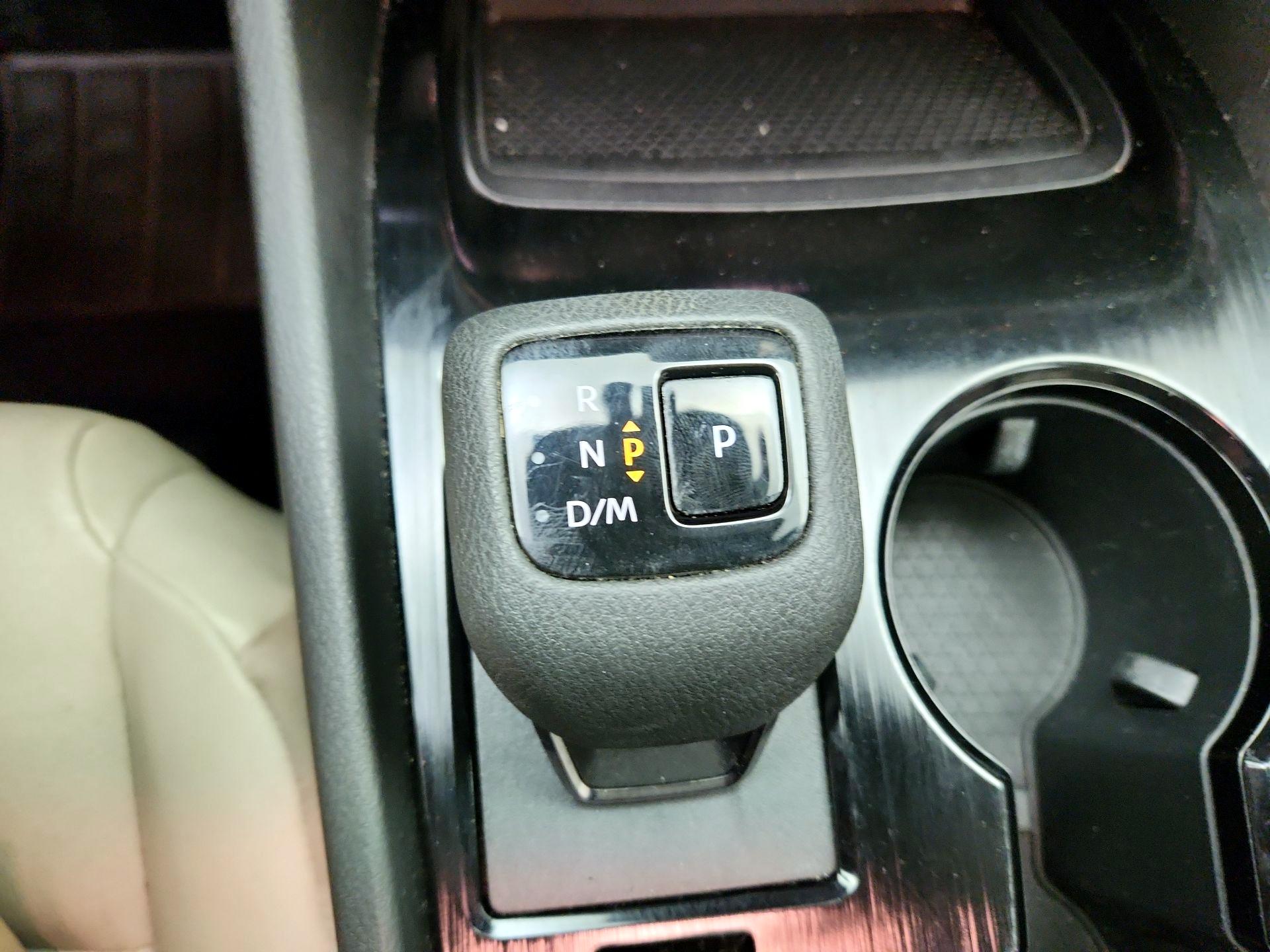 Thumbnail: 2022 Nissan Rogue - 17