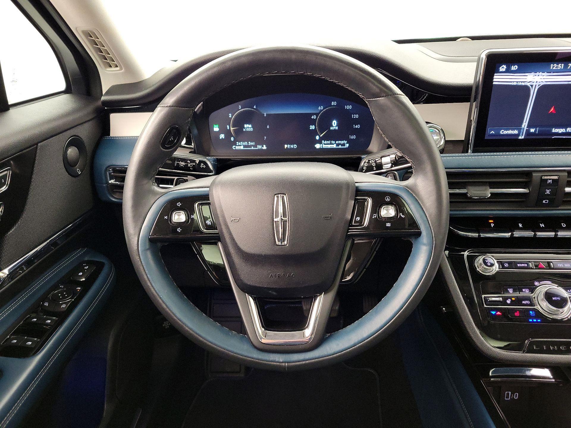 Thumbnail: 2021 Lincoln Corsair - 10