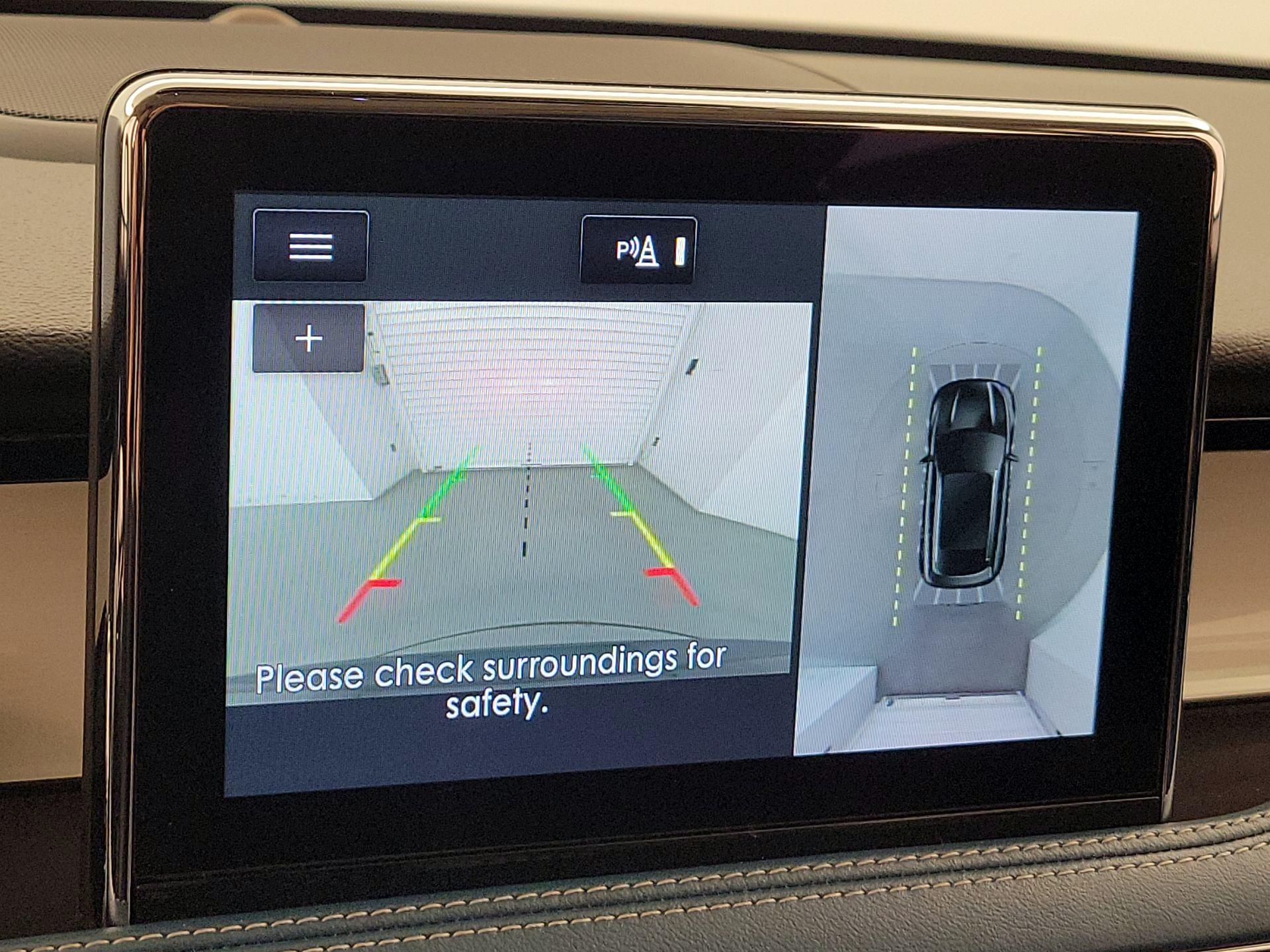 Thumbnail: 2021 Lincoln Corsair - 15