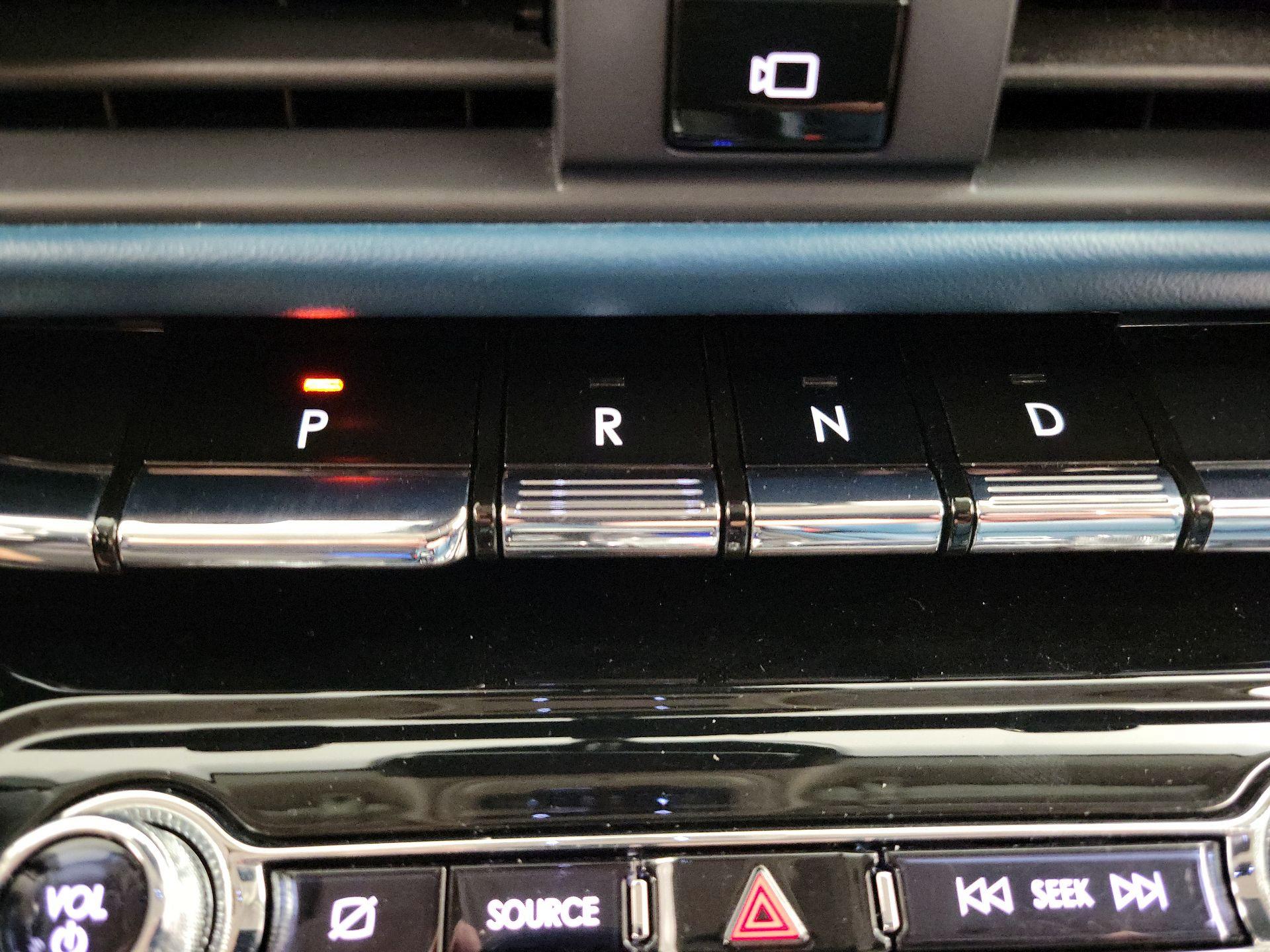 Thumbnail: 2021 Lincoln Corsair - 18