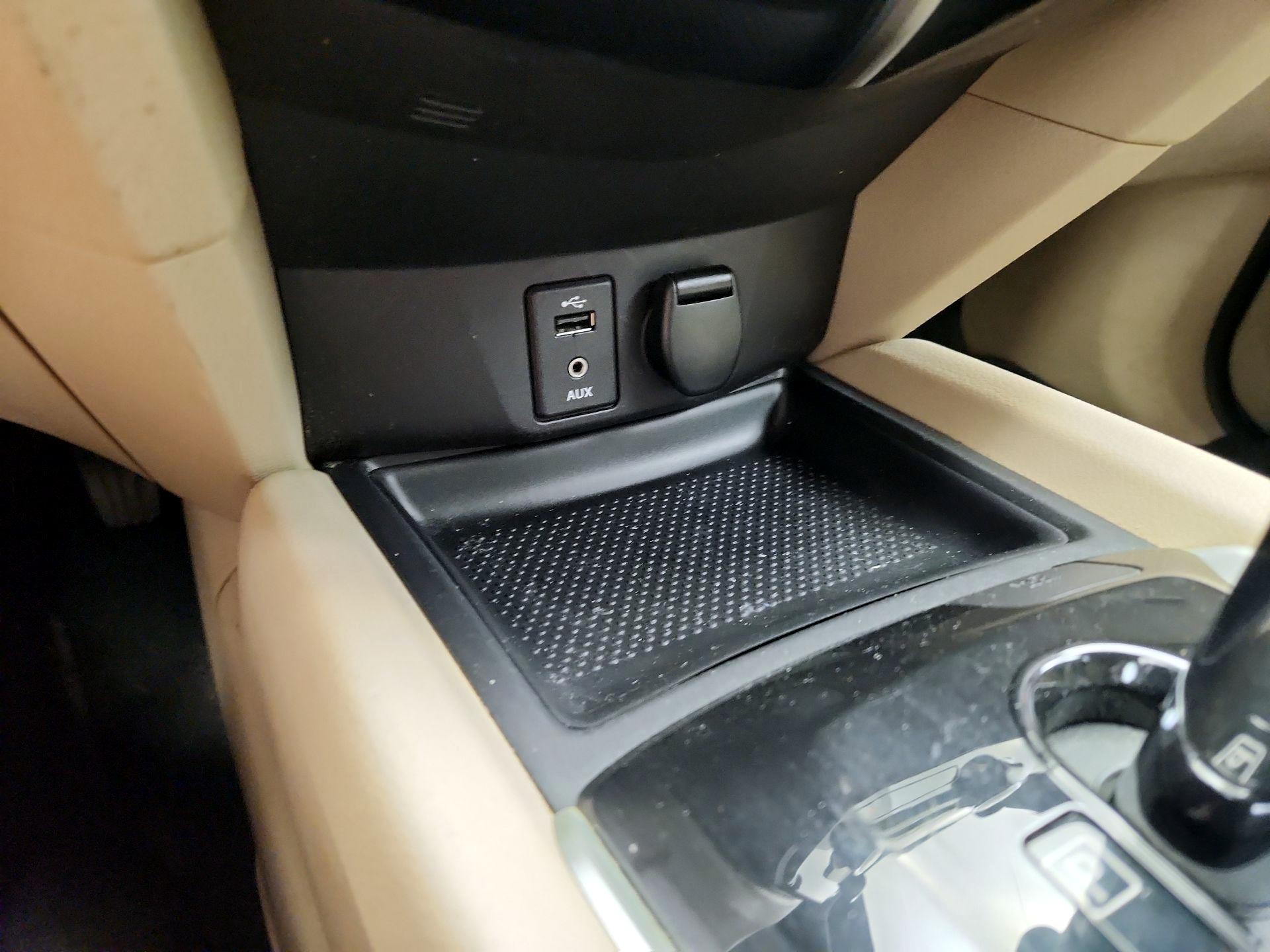 Thumbnail: 2016 Nissan Rogue - 19