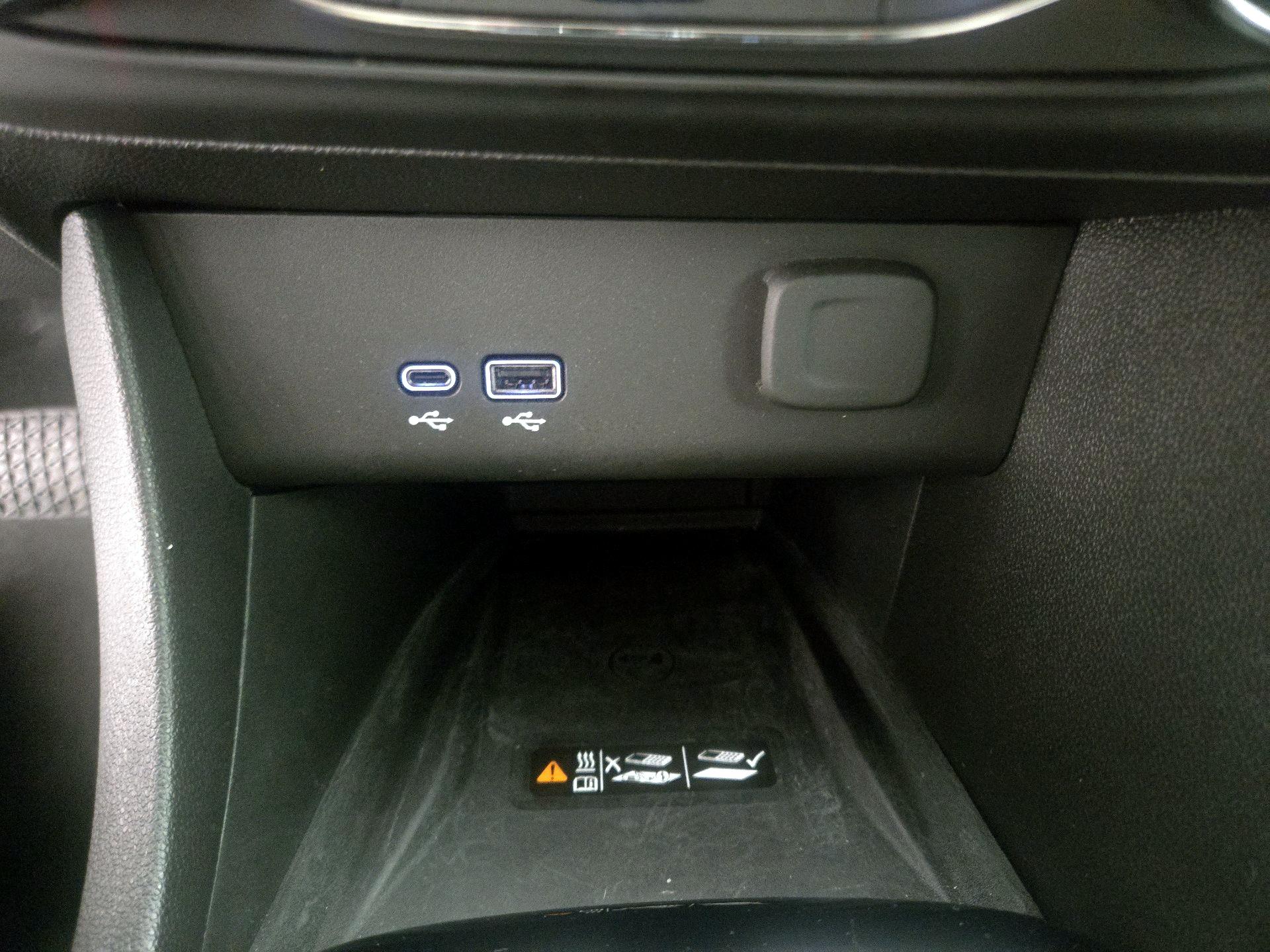 Thumbnail: 2025 Buick Encore GX - 18