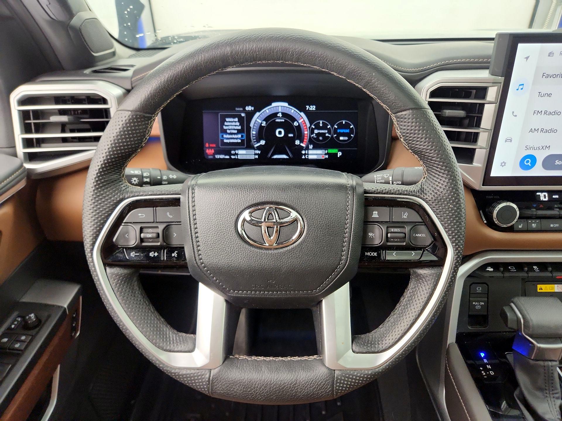 Thumbnail: 2024 Toyota Tundra - 10