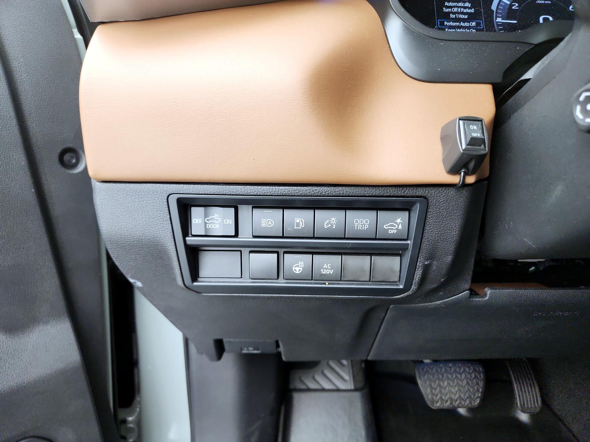 Thumbnail: 2024 Toyota Tundra - 13