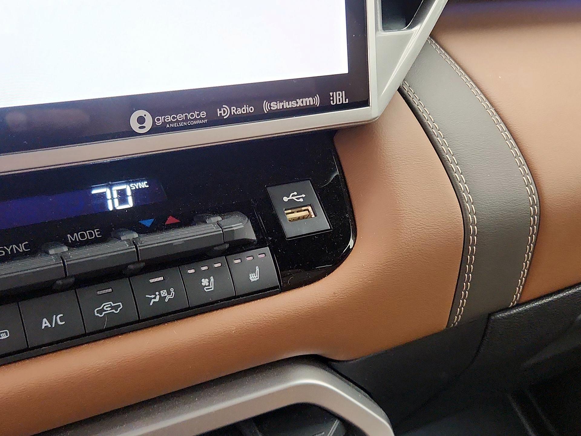 Thumbnail: 2024 Toyota Tundra - 18