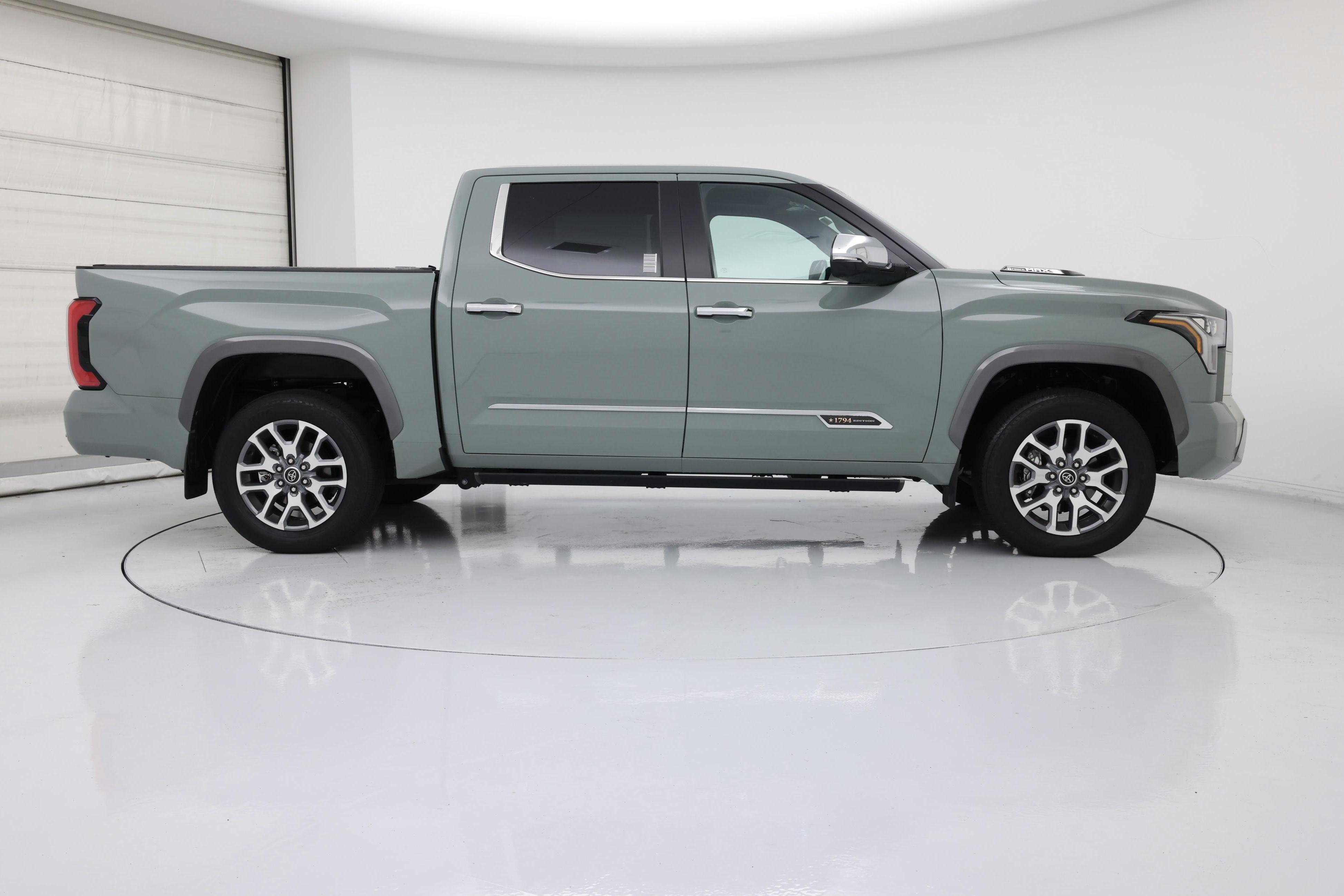 Thumbnail: 2024 Toyota Tundra - 7