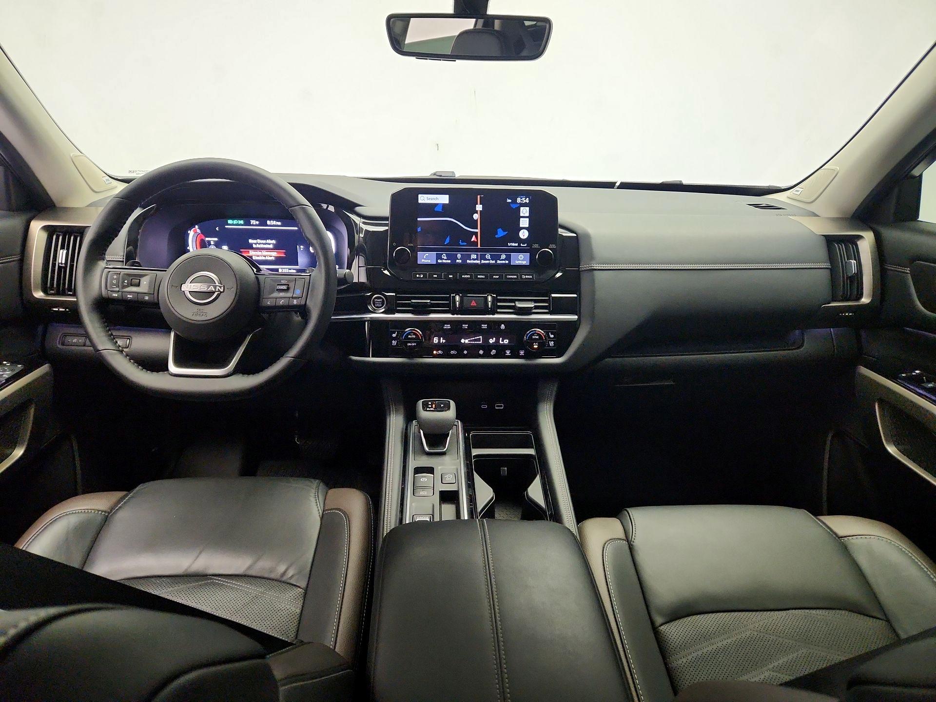 Thumbnail: 2023 Nissan Pathfinder - 9