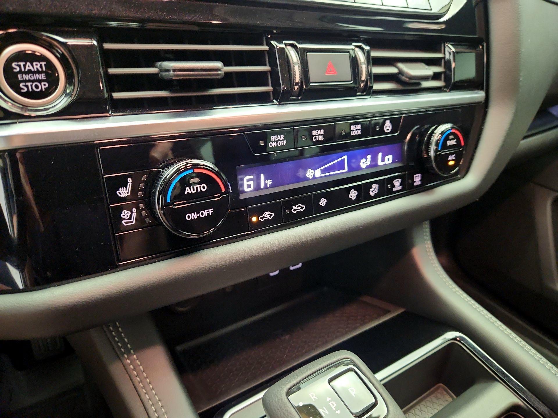 Thumbnail: 2023 Nissan Pathfinder - 17