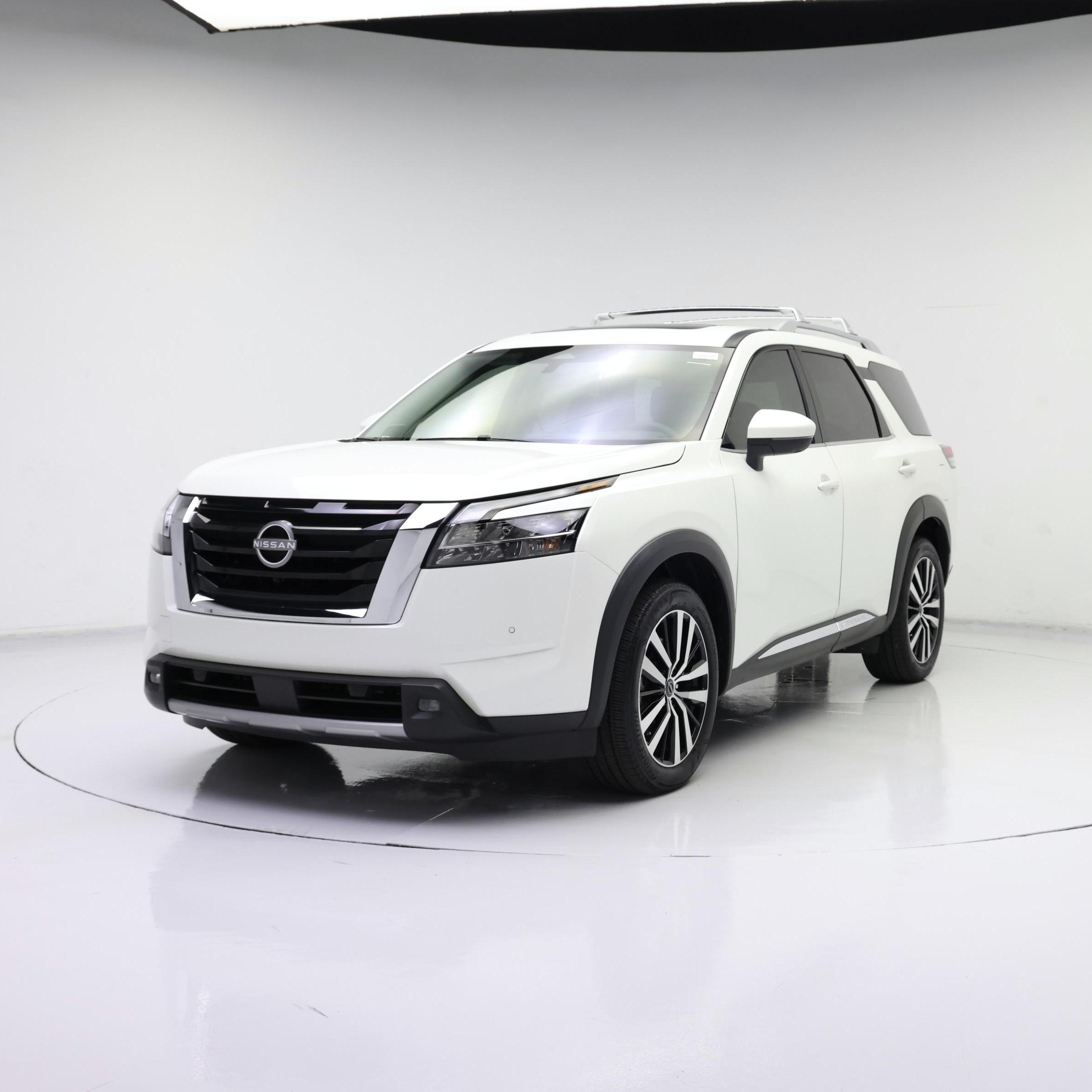 Thumbnail: 2023 Nissan Pathfinder - 4