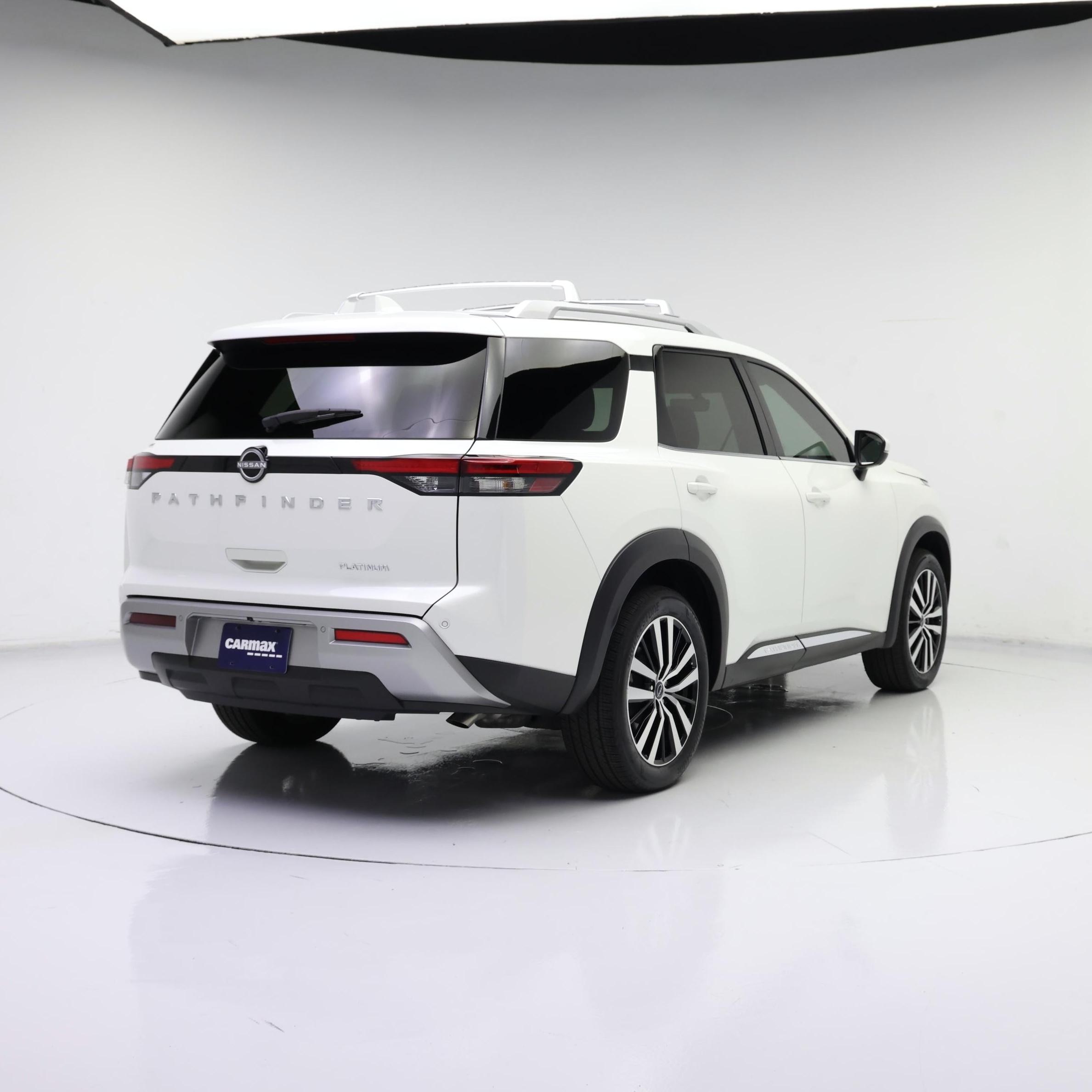 Thumbnail: 2023 Nissan Pathfinder - 8