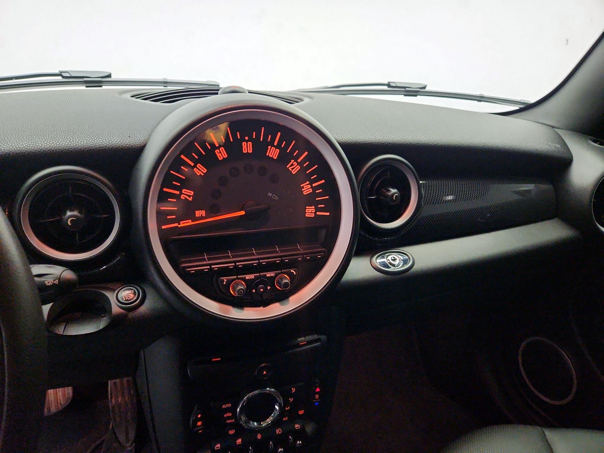 Thumbnail: 2015 MINI Cooper - 13