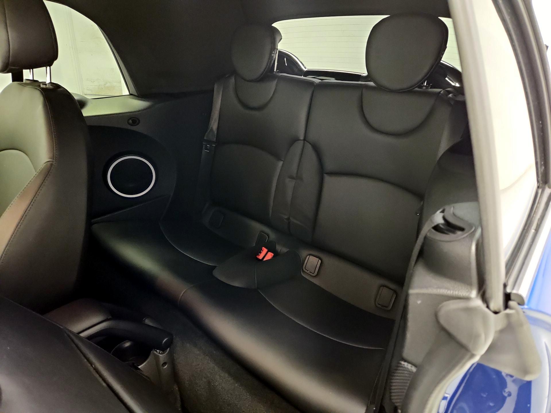 Thumbnail: 2015 MINI Cooper - 17