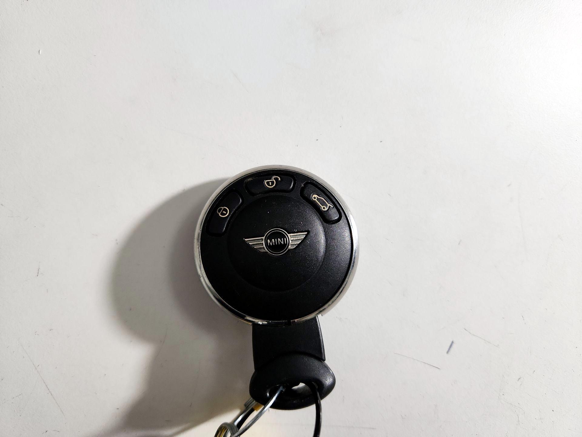 Thumbnail: 2015 MINI Cooper - 20