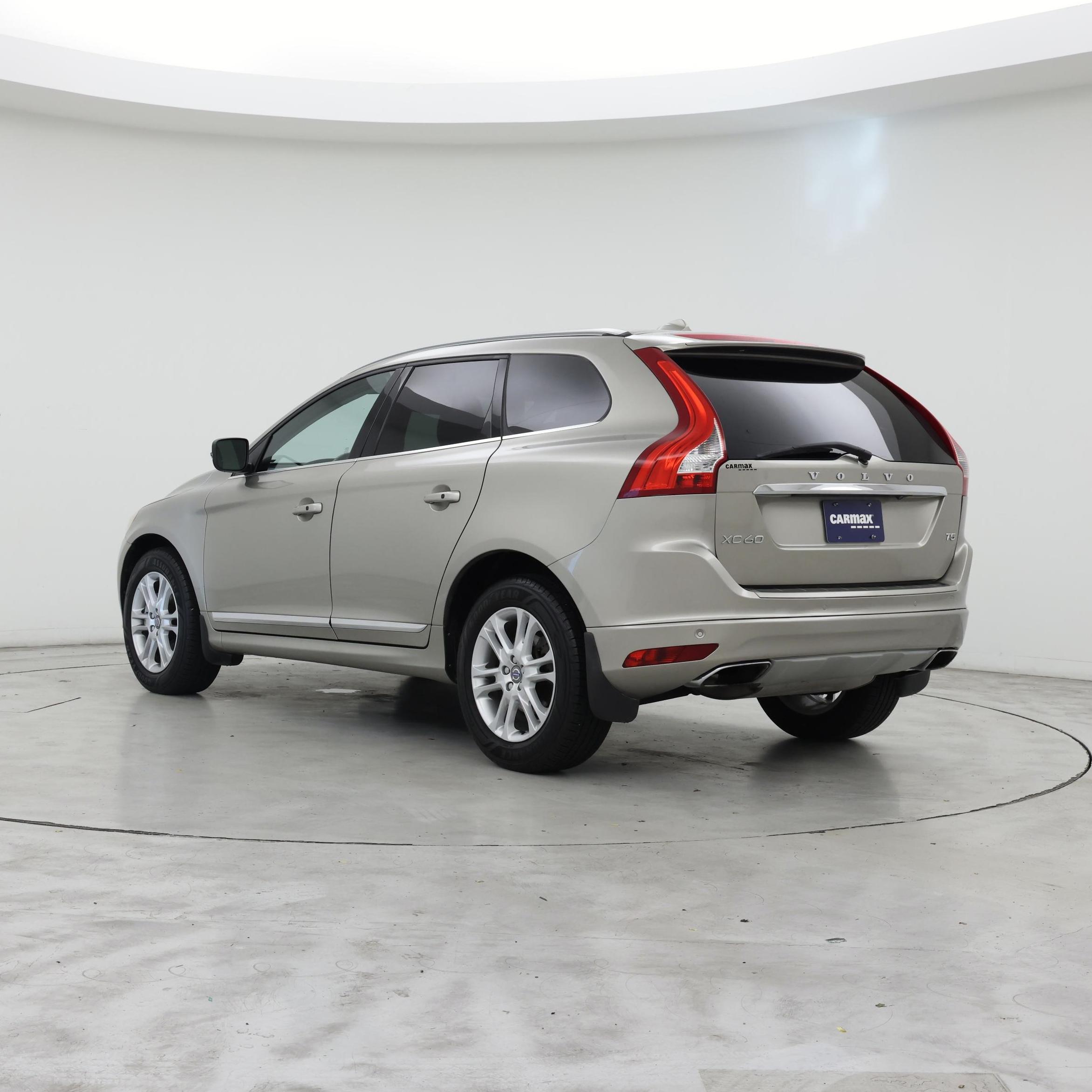 Thumbnail: 2016 Volvo XC60 - 2