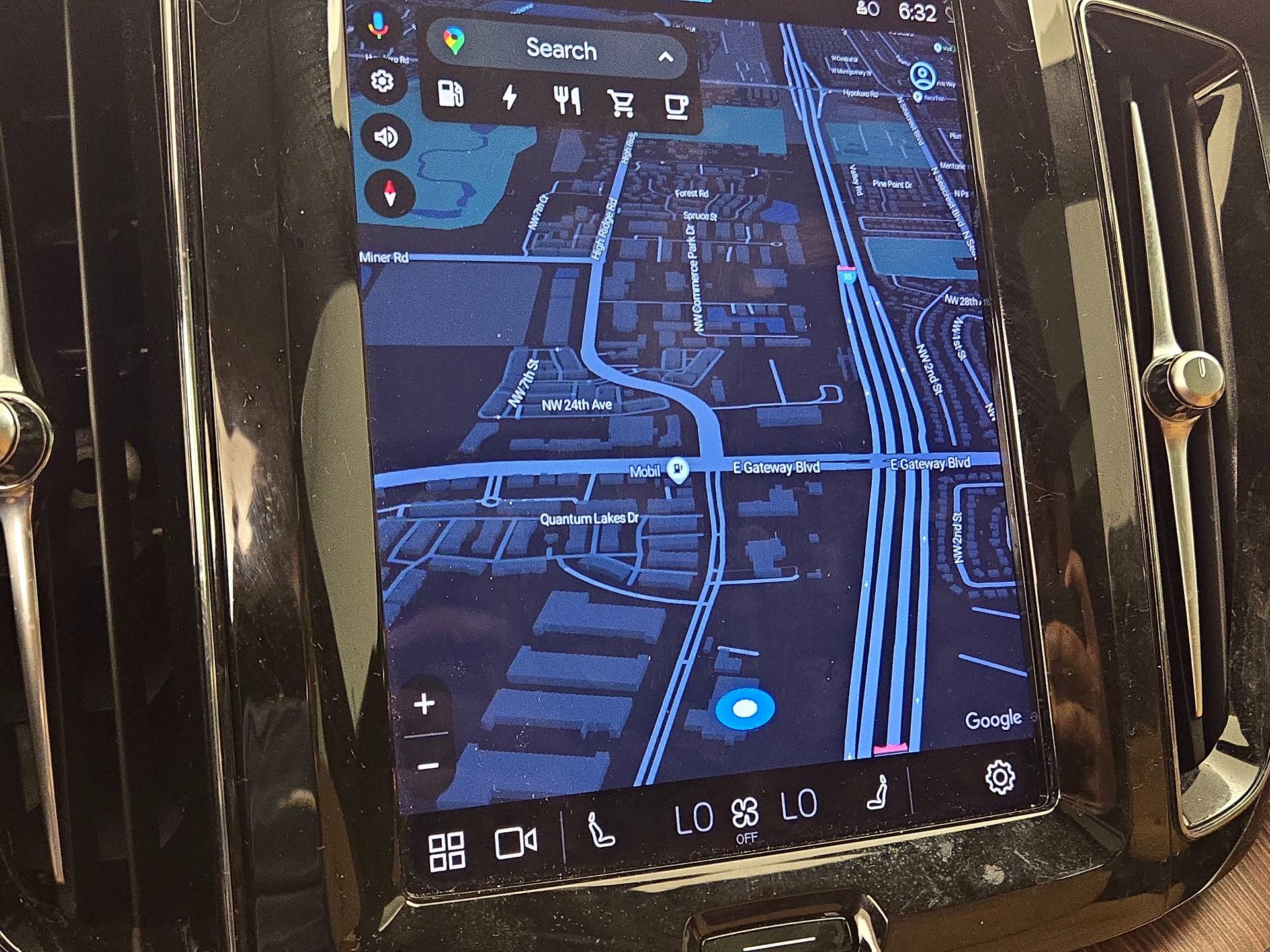 Thumbnail: 2023 Volvo XC60 - 14