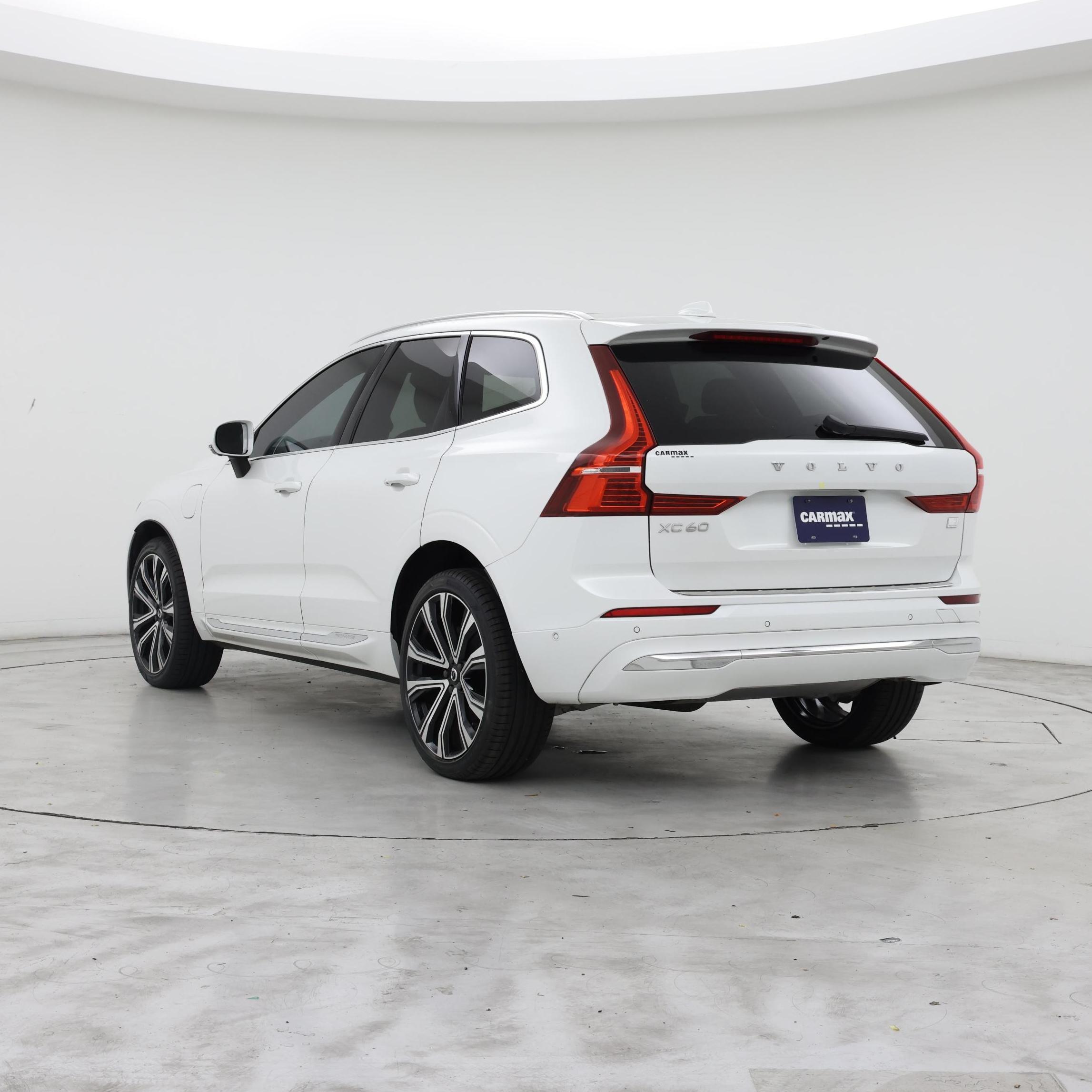 Thumbnail: 2023 Volvo XC60 - 2