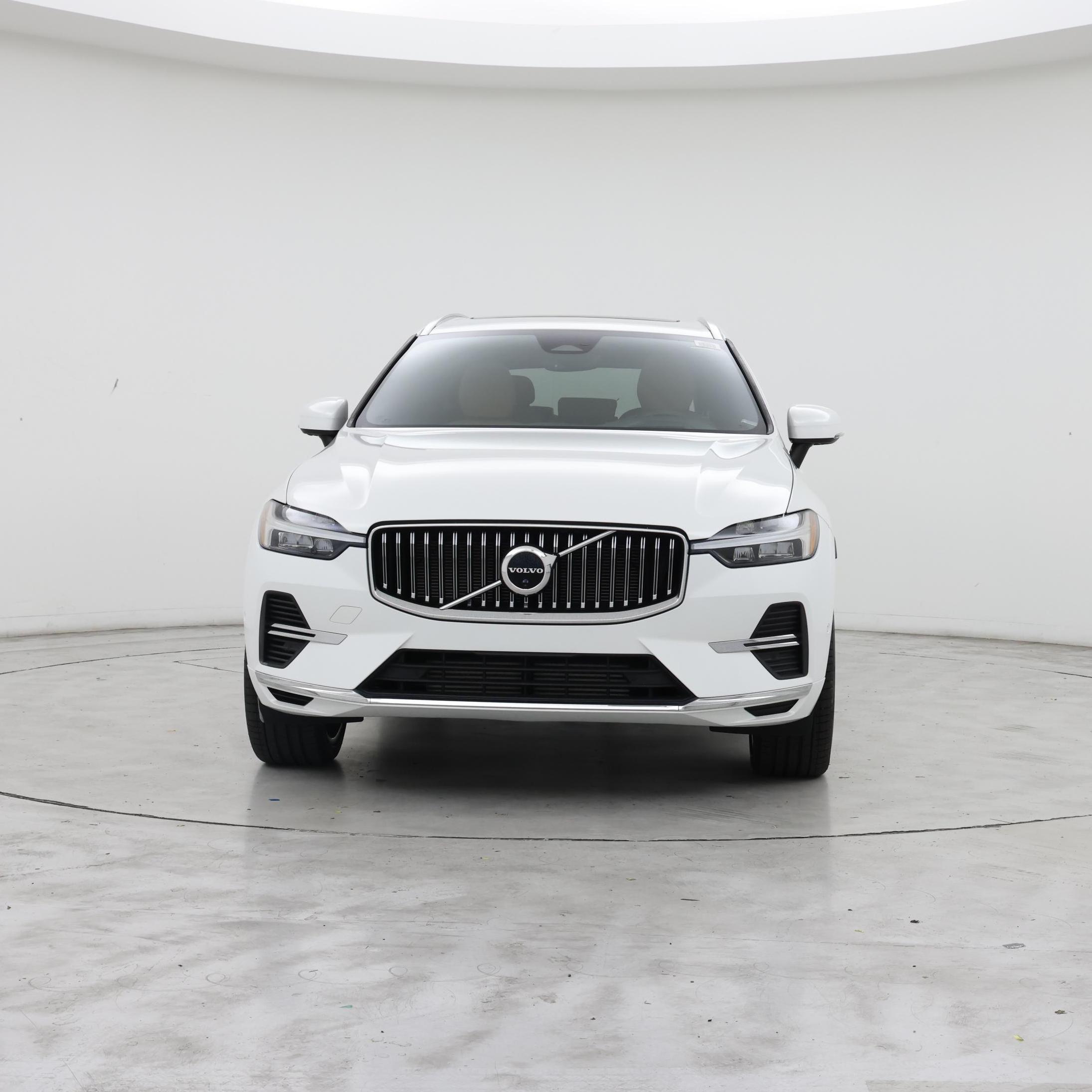 Thumbnail: 2023 Volvo XC60 - 5