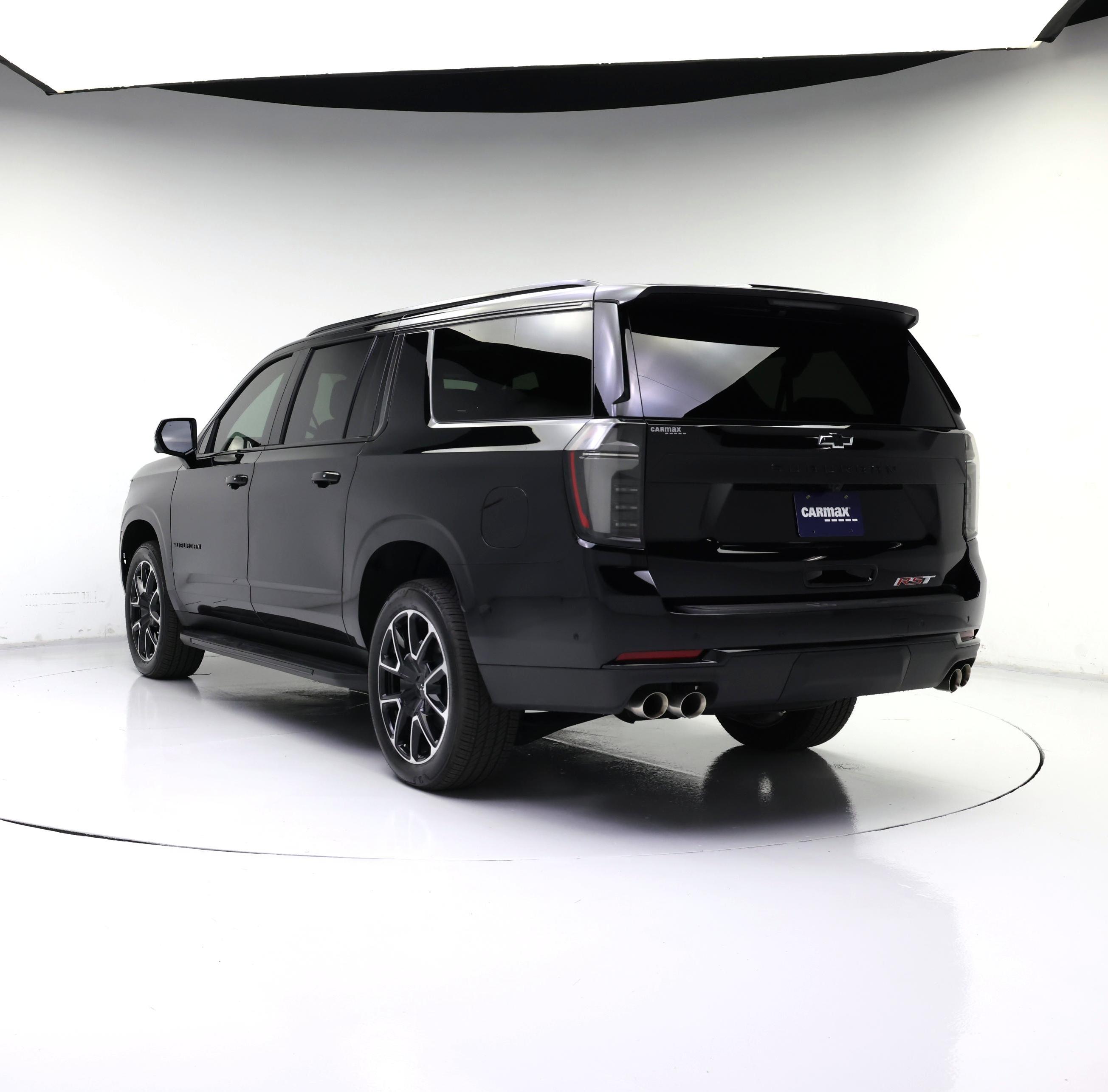 Thumbnail: 2025 Chevrolet Suburban - 2