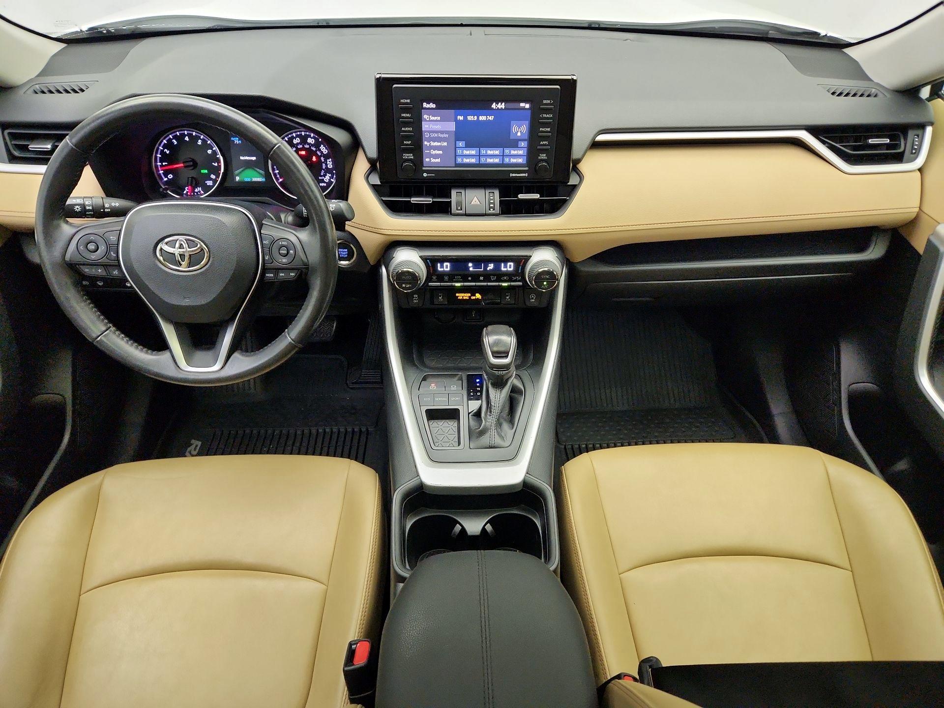 Thumbnail: 2020 Toyota RAV4 - 9