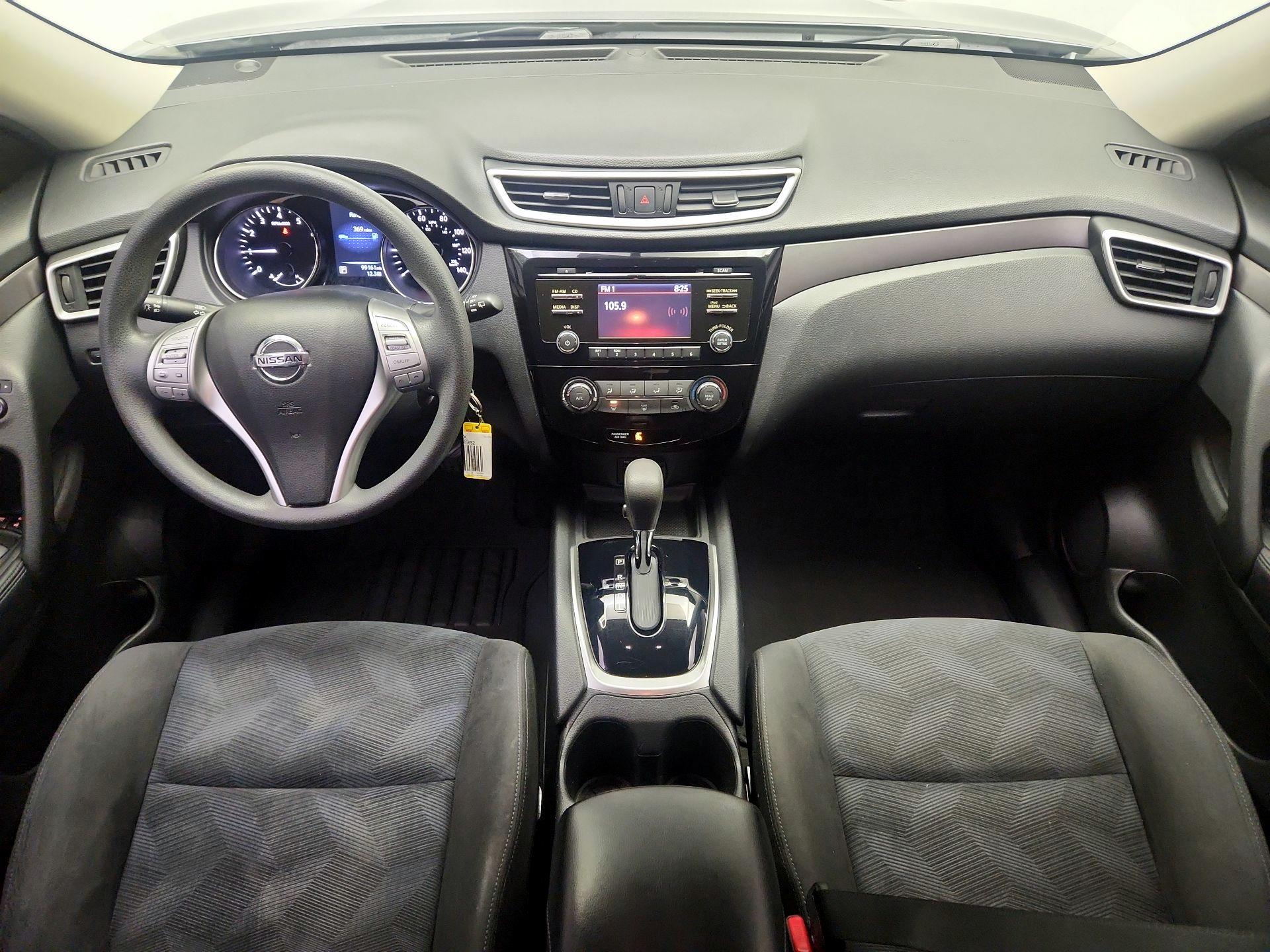 Thumbnail: 2015 Nissan Rogue - 9