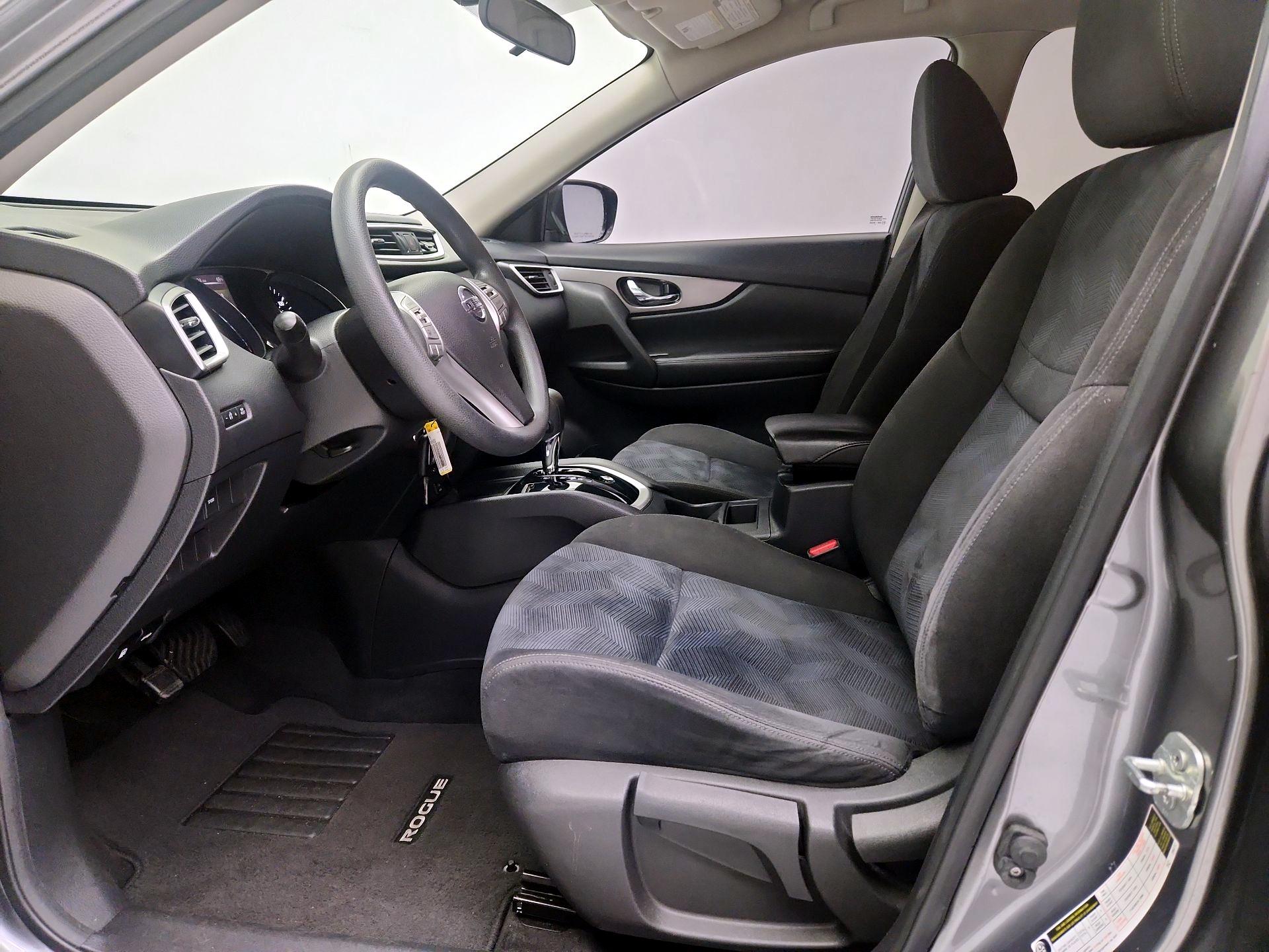 Thumbnail: 2015 Nissan Rogue - 11