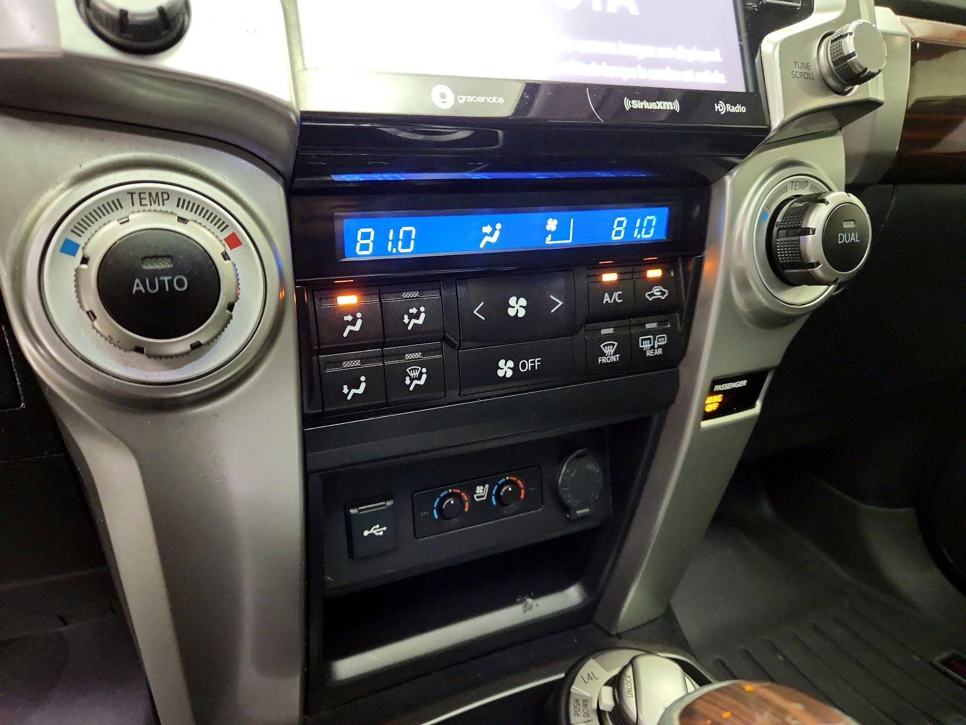 Thumbnail: 2020 Toyota 4Runner - 17