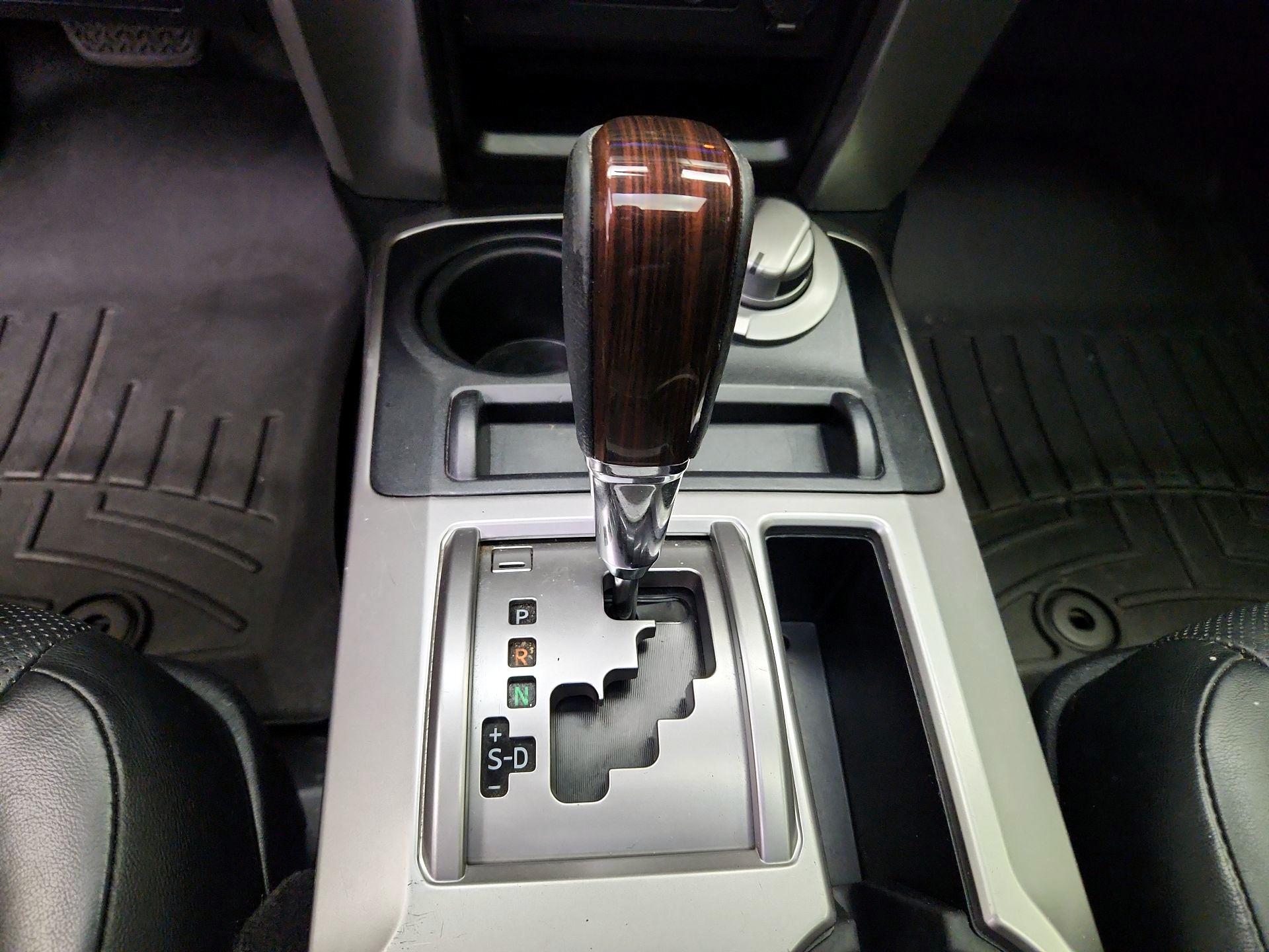 Thumbnail: 2020 Toyota 4Runner - 18