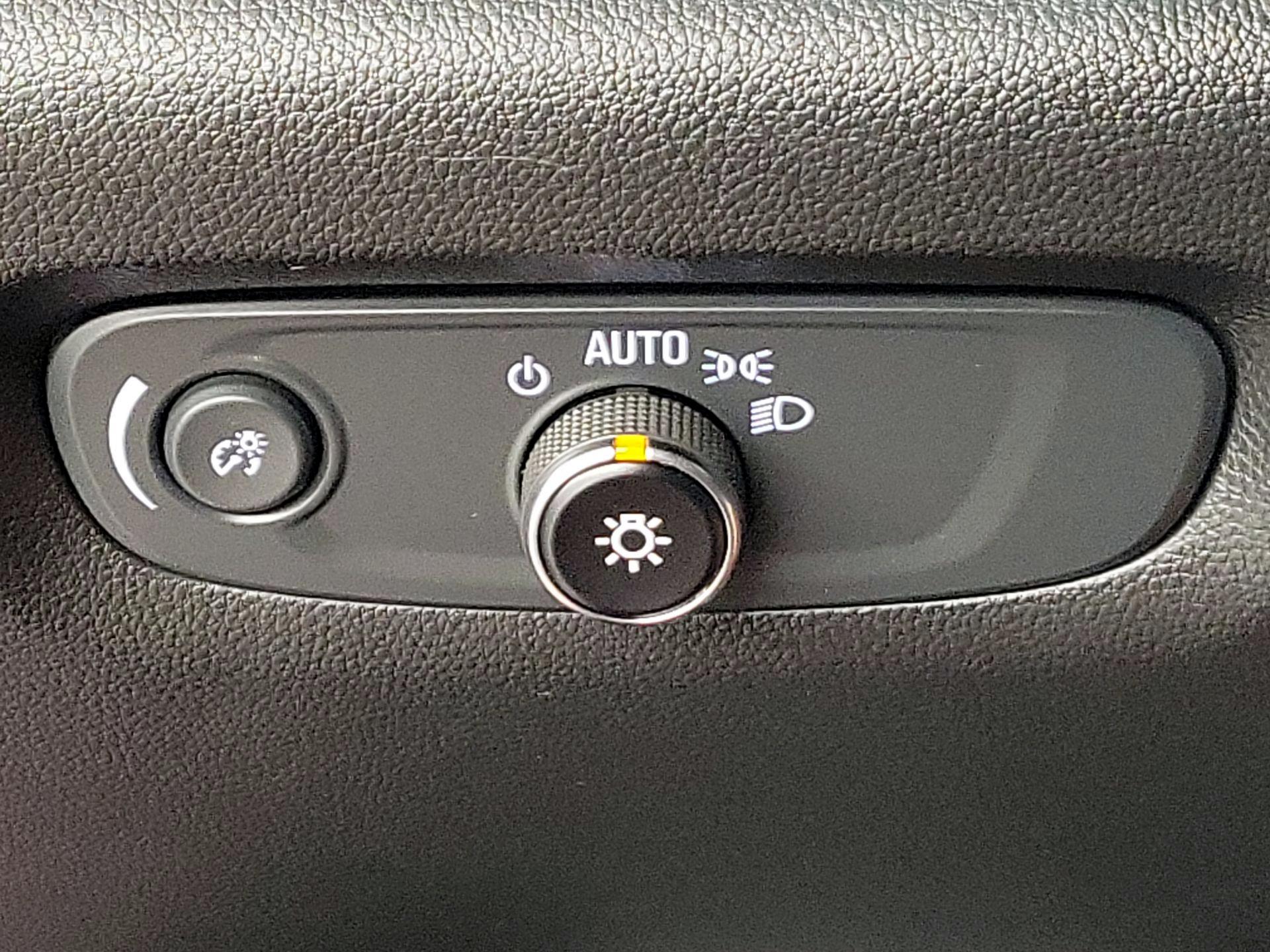 Thumbnail: 2023 Chevrolet Traverse - 13