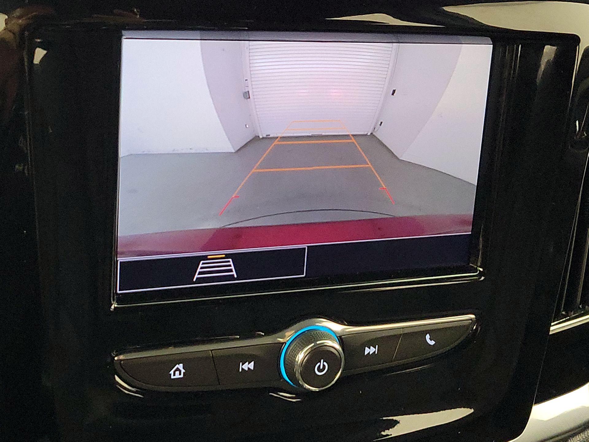 Thumbnail: 2023 Chevrolet Traverse - 14