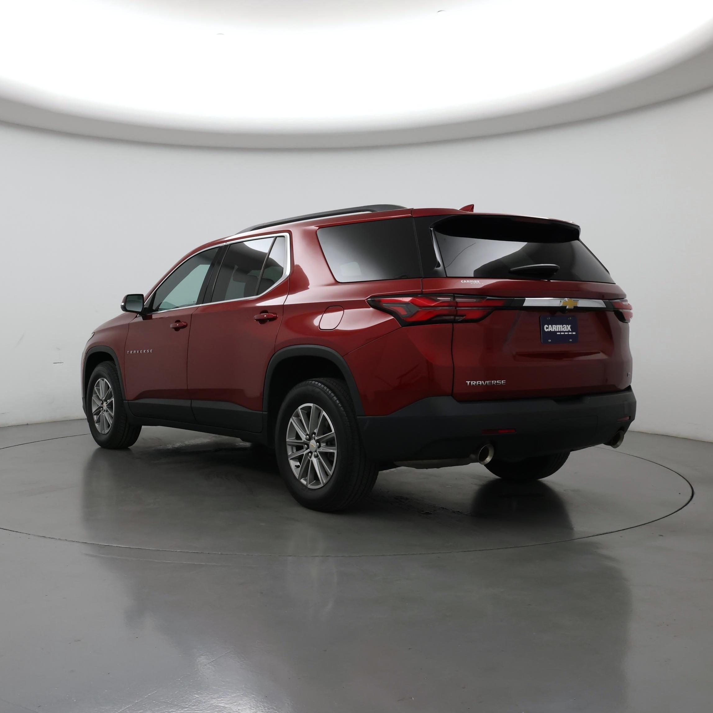 Thumbnail: 2023 Chevrolet Traverse - 2