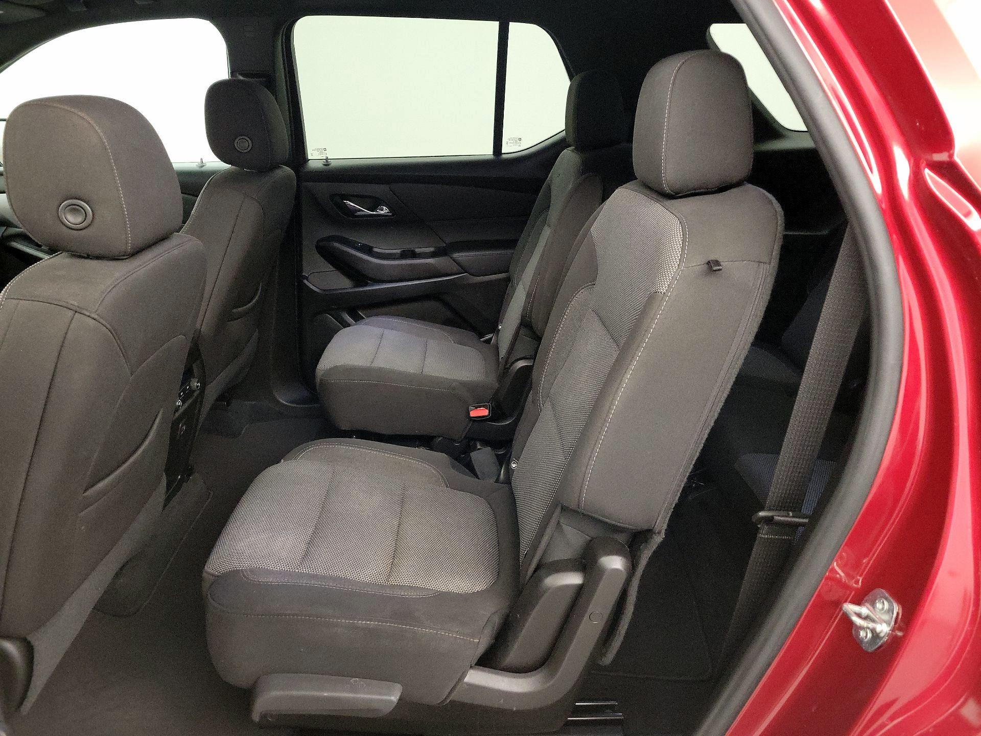 Thumbnail: 2023 Chevrolet Traverse - 19