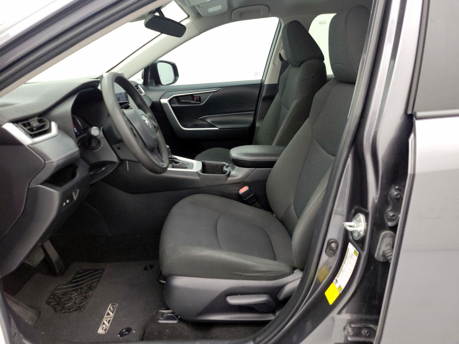 Thumbnail: 2024 Toyota RAV4 - 11