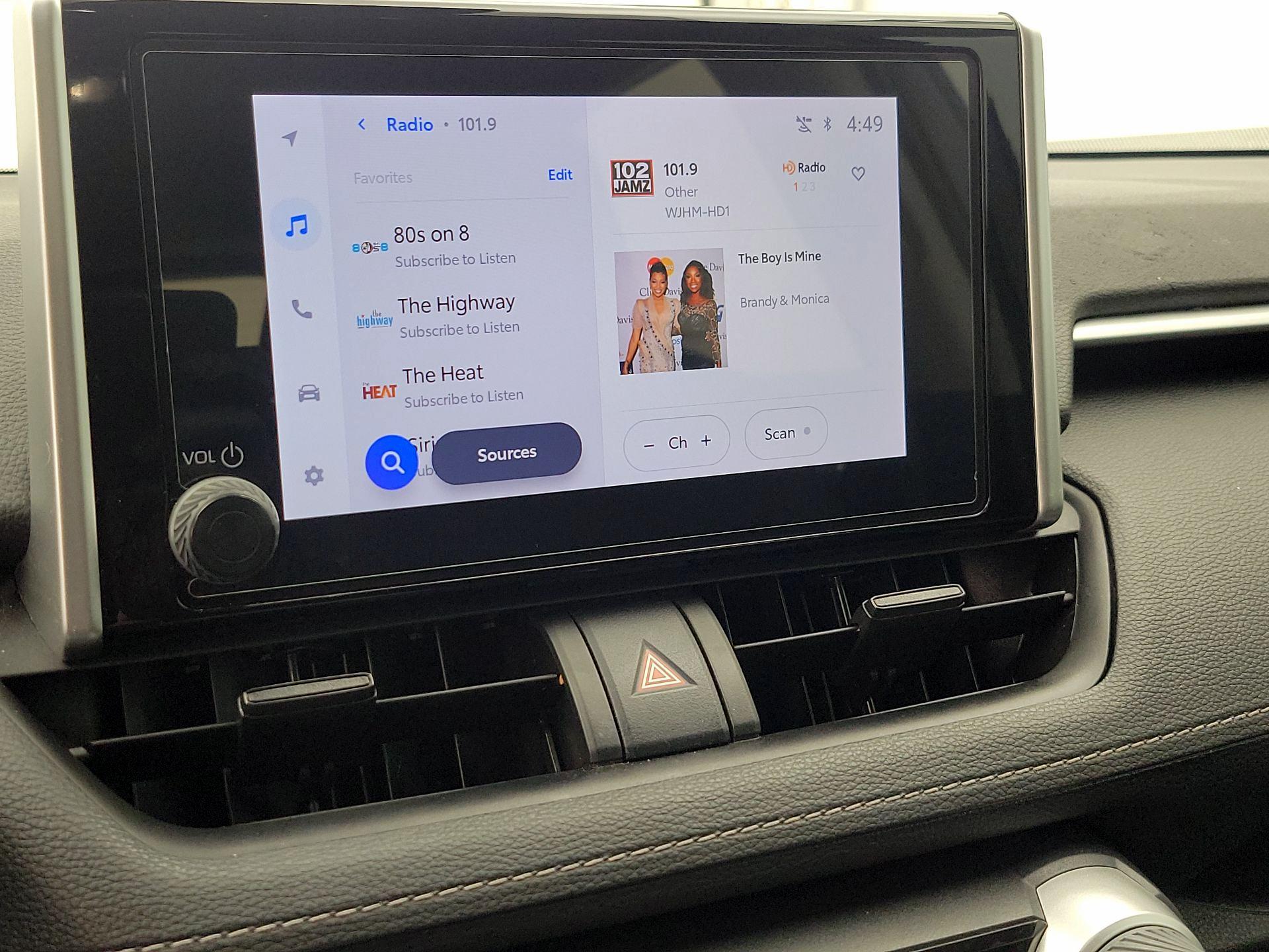 Thumbnail: 2024 Toyota RAV4 - 15