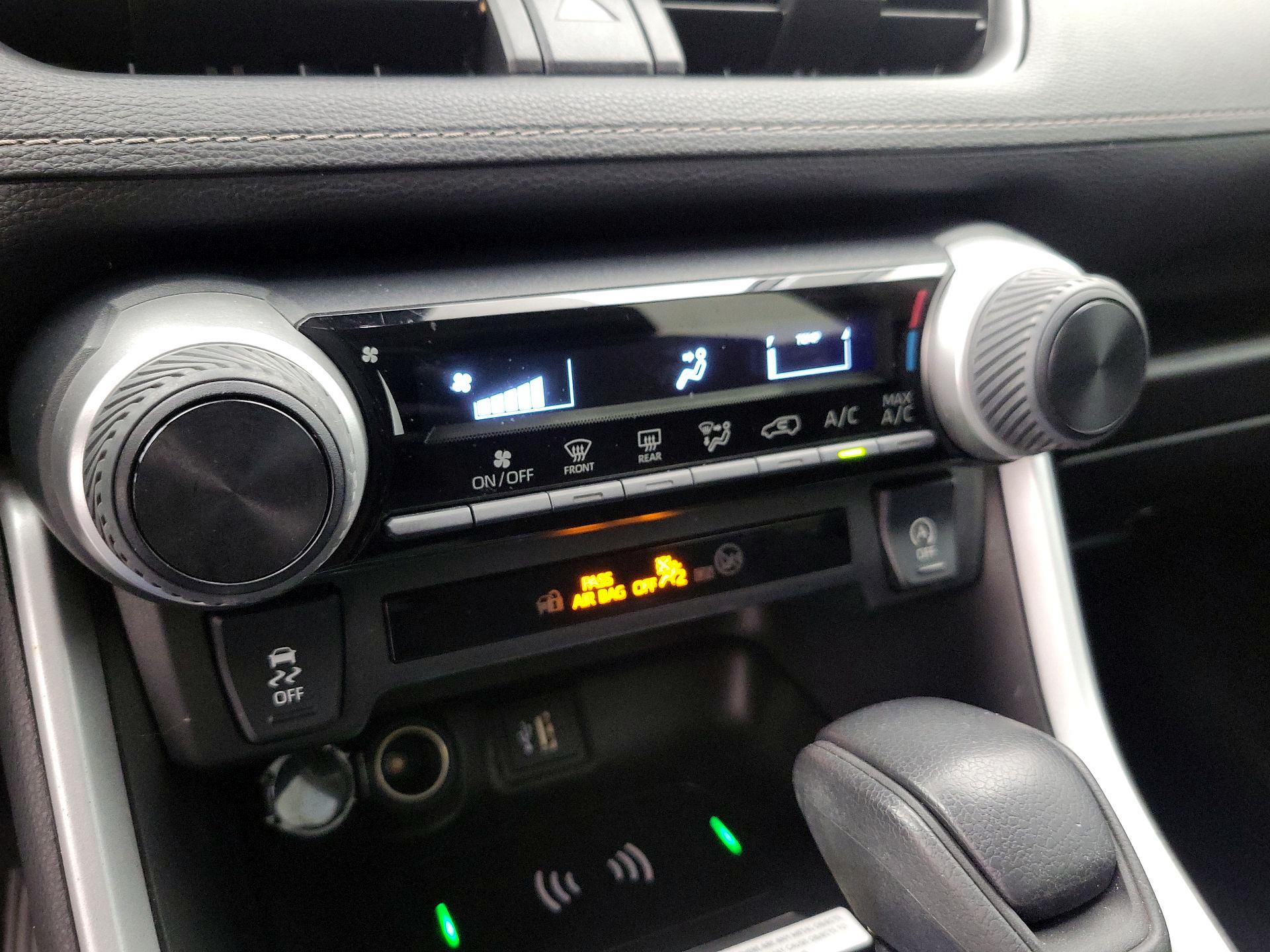 Thumbnail: 2024 Toyota RAV4 - 16