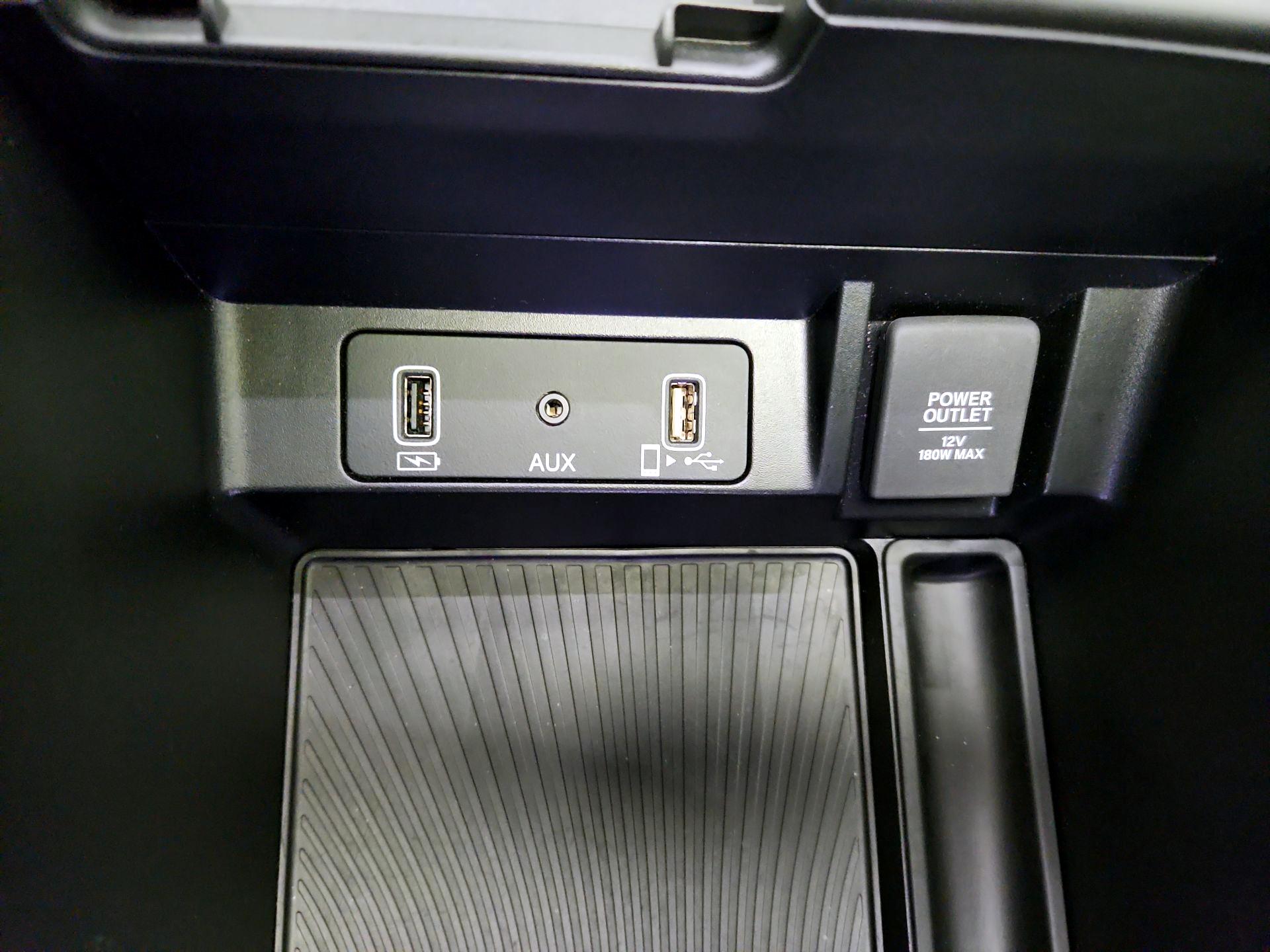 Thumbnail: 2022 Acura TLX - 19